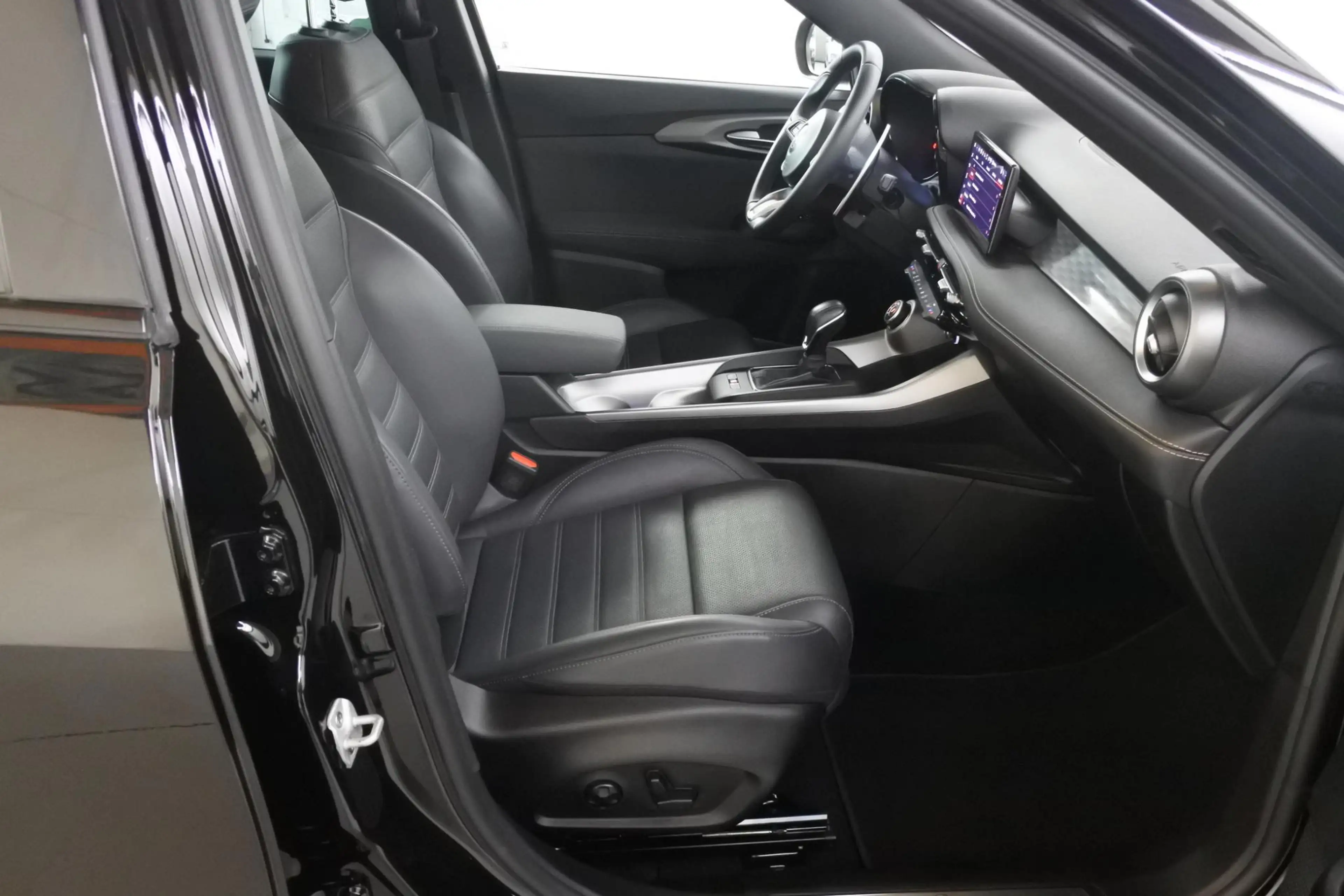 Alfa Romeo Tonale 1.5T 160pk Hybrid Veloce Panorama 20" — photo 6