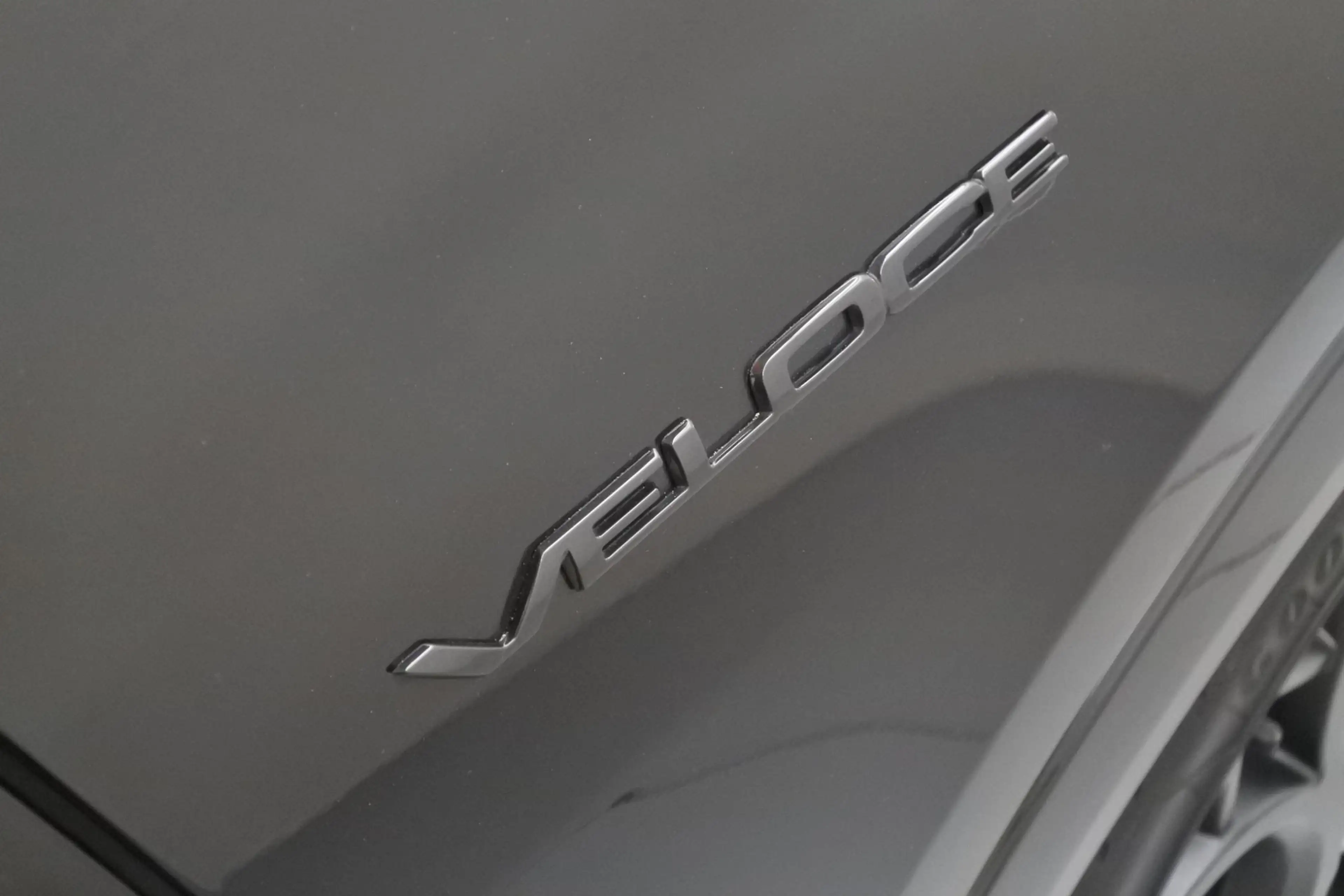 Alfa Romeo Tonale 1.5T 160pk Hybrid Veloce Panorama 20" — photo 10