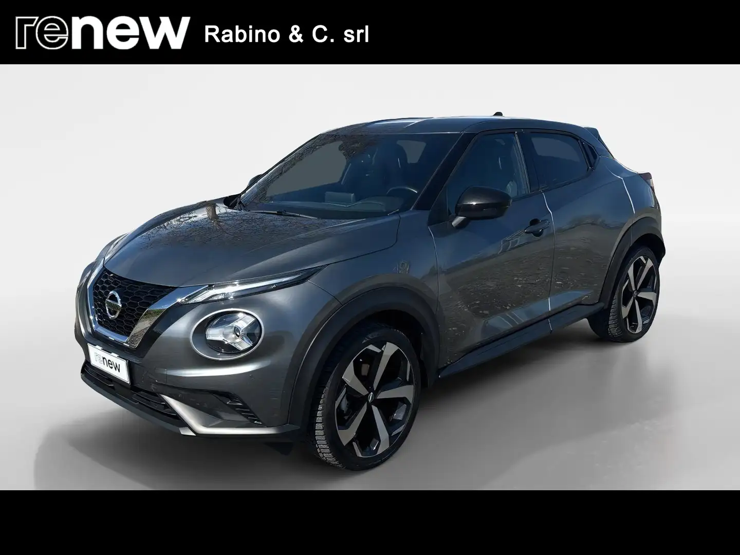 Nissan Juke 1.0 DIG-T 114 CV DCT Tekna siva - 1