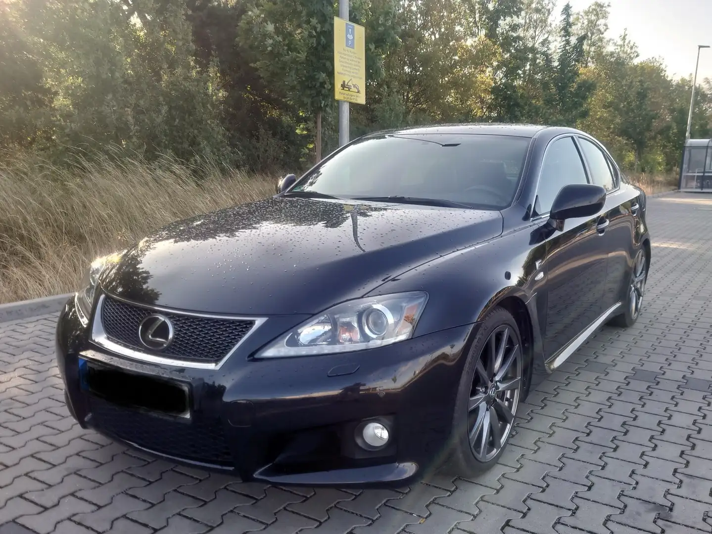 Lexus IS F Чорний - 1