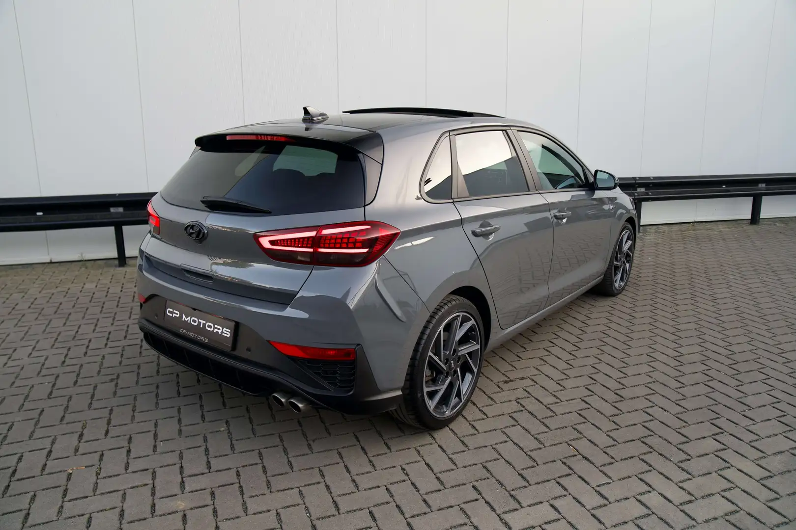 Hyundai i30 1.5 T-GDI  N-LINE  PANO  160 PK  AUTOMAAT Gris - 2