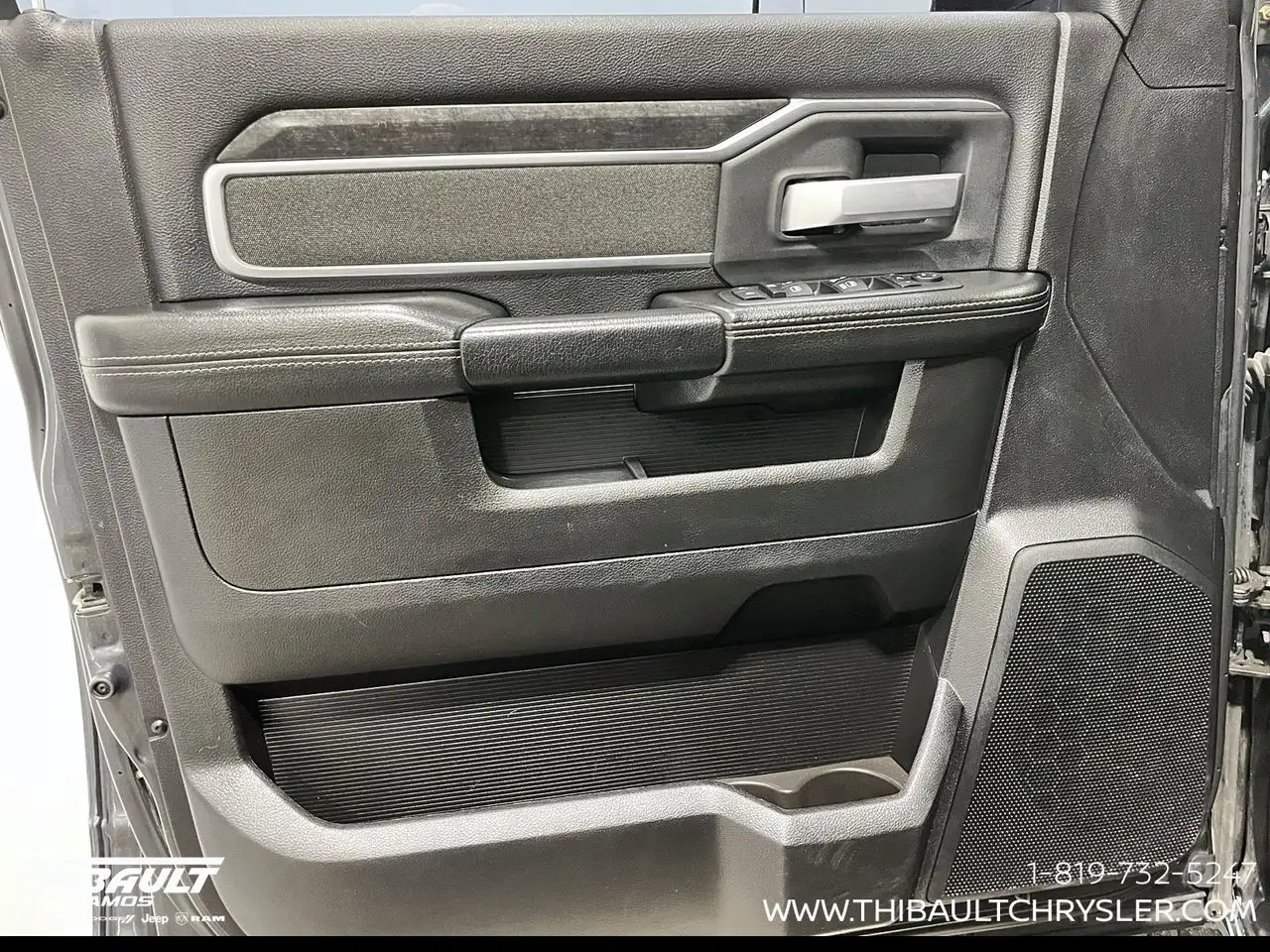RAM 2500 снимка RAM 2500