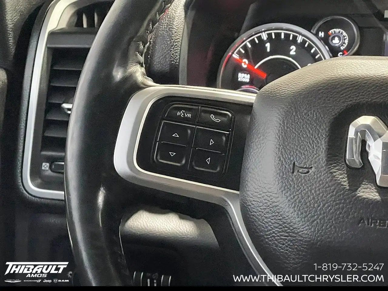 RAM 2500 снимка RAM 2500