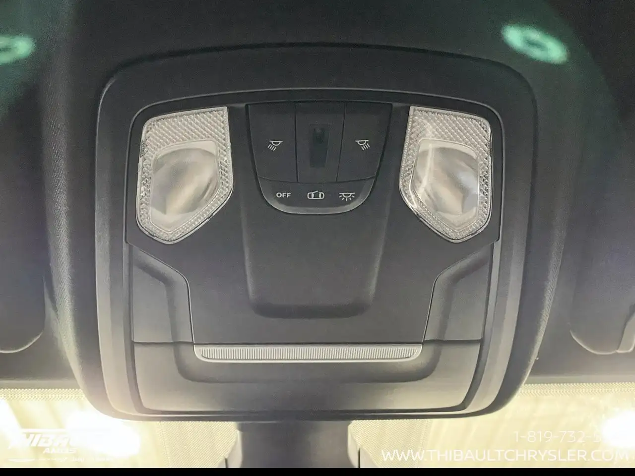 RAM 2500 снимка RAM 2500