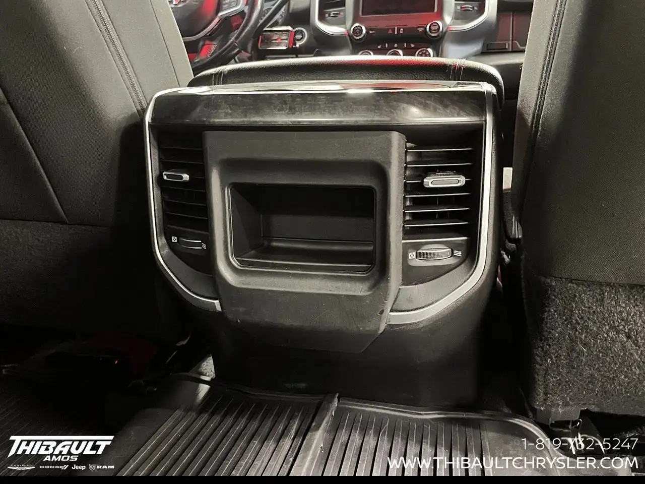 RAM 2500 снимка RAM 2500
