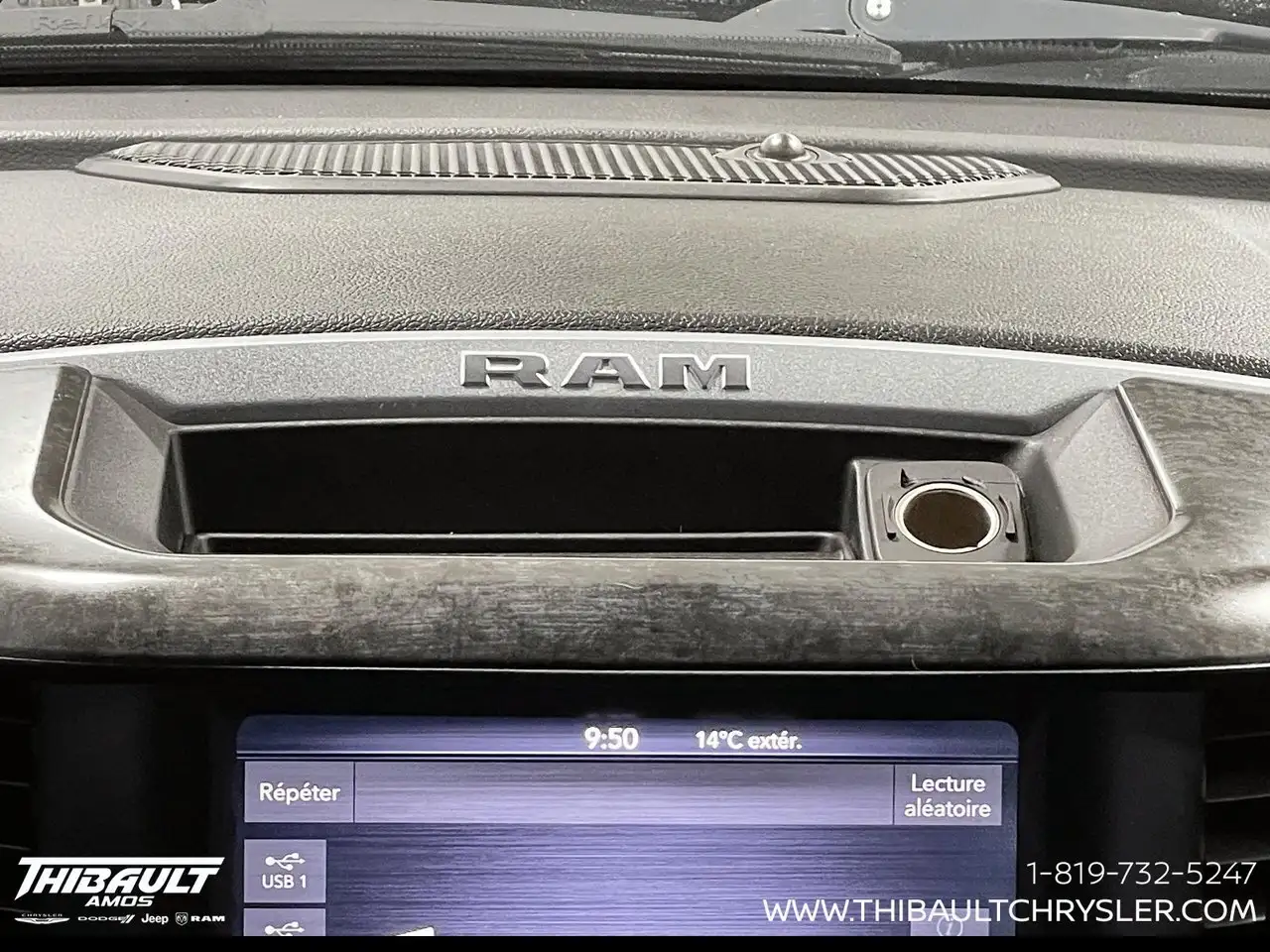 RAM 2500 снимка RAM 2500