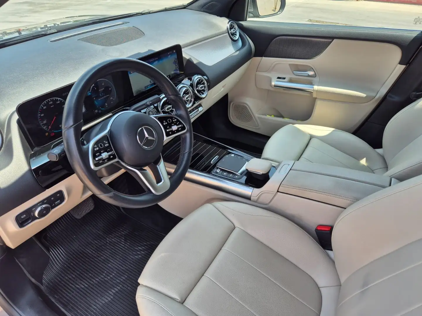 Mercedes-Benz GLA 220 MERCEDES GLA 220 D AUT.4 MATIC Sport Premium Grigio - 2