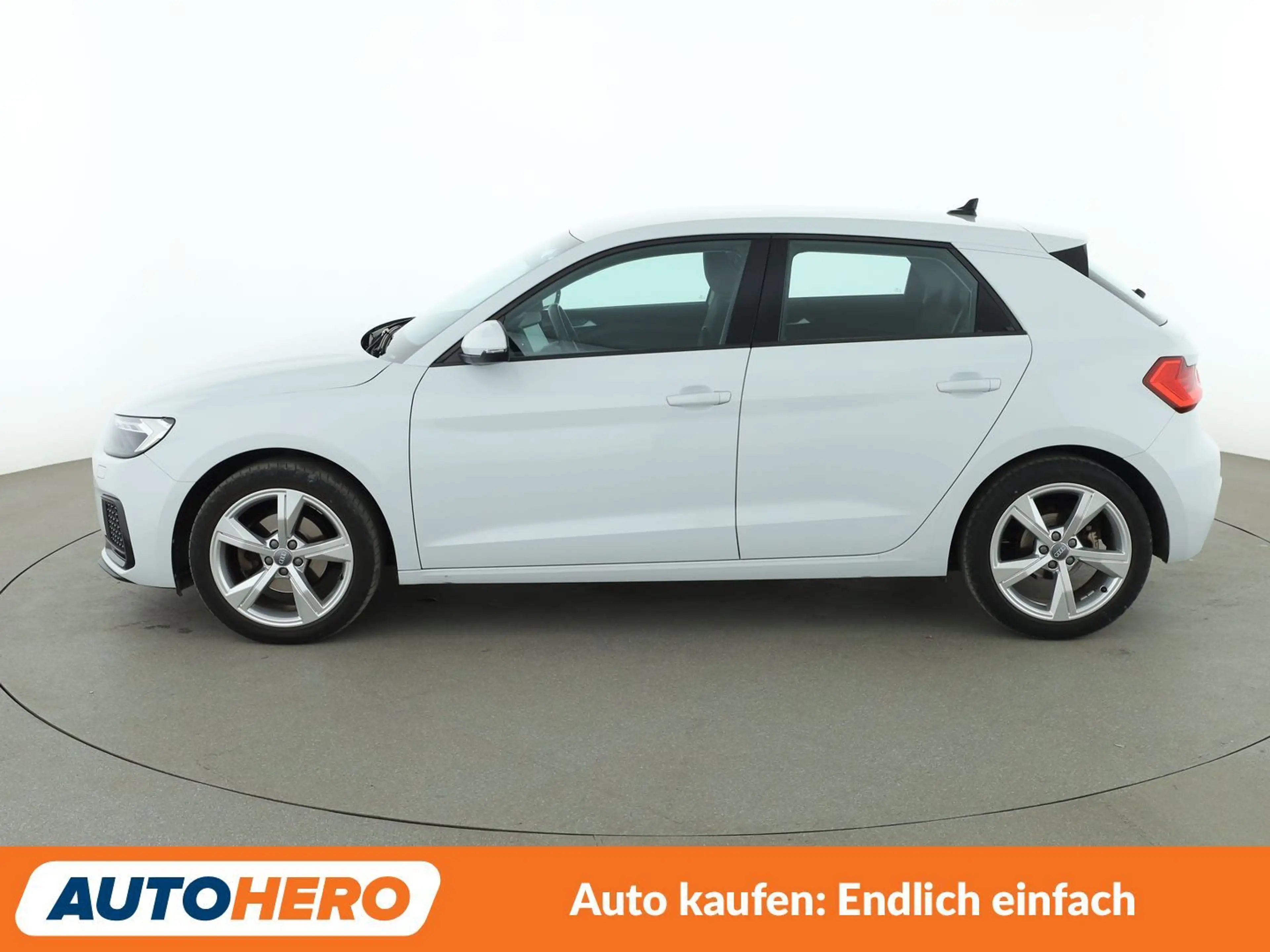 Audi A1 30 TFSI Advanced*NAVI*VC*PDC* — photo 3