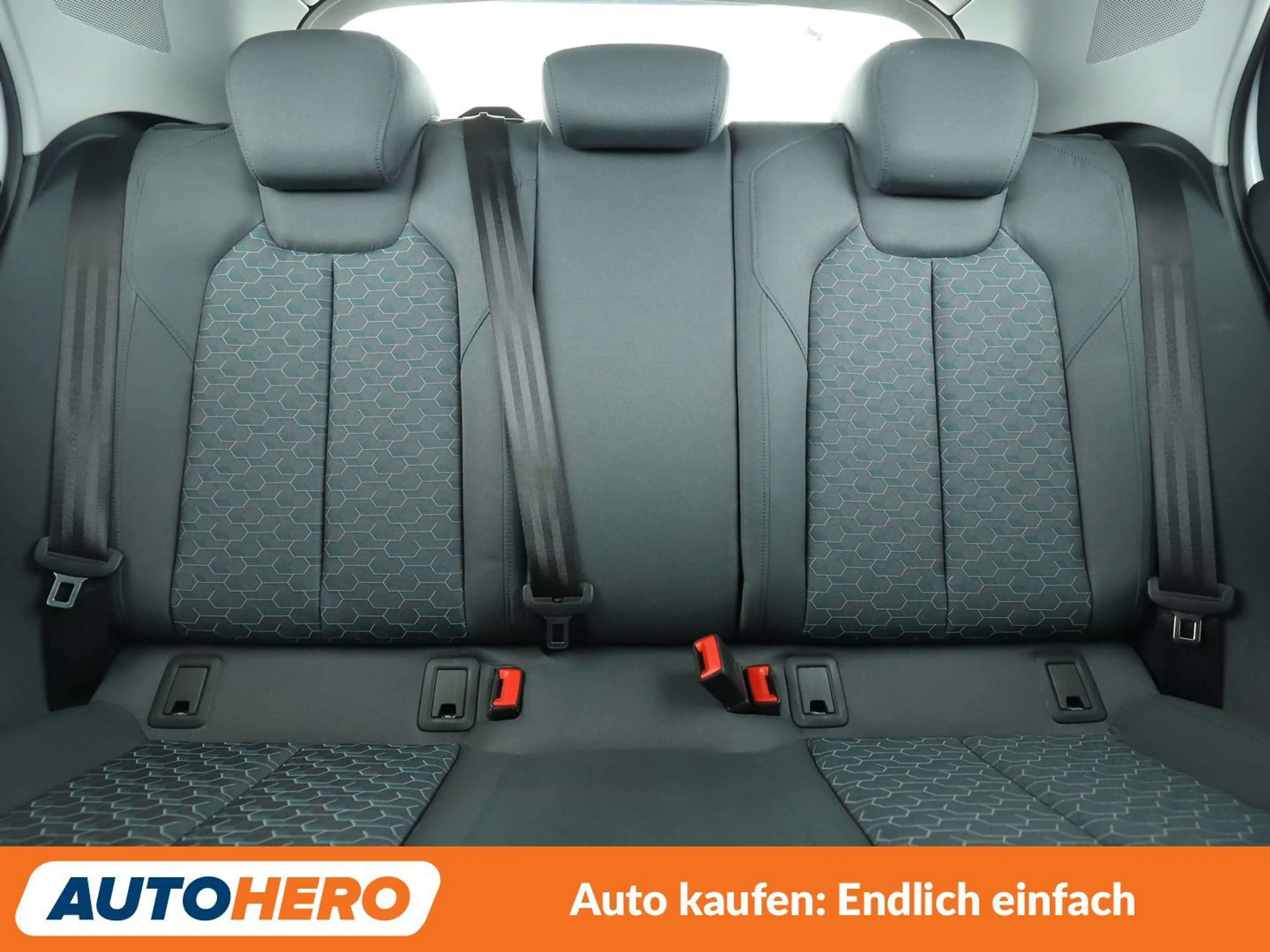 Audi A1 30 TFSI Advanced*NAVI*VC*PDC* — photo 15