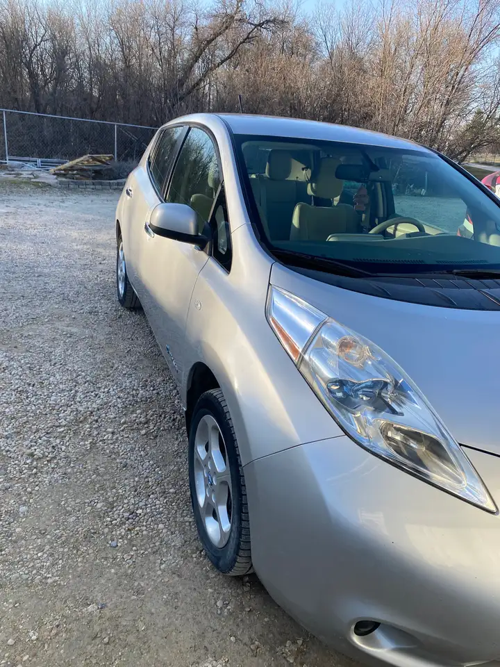Nissan Leaf снимка Nissan Leaf
