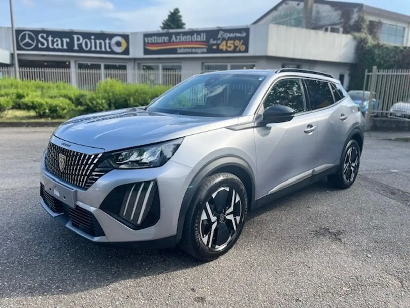 Peugeot 2008 Puretech Allure s&s 100cv Gris - 2