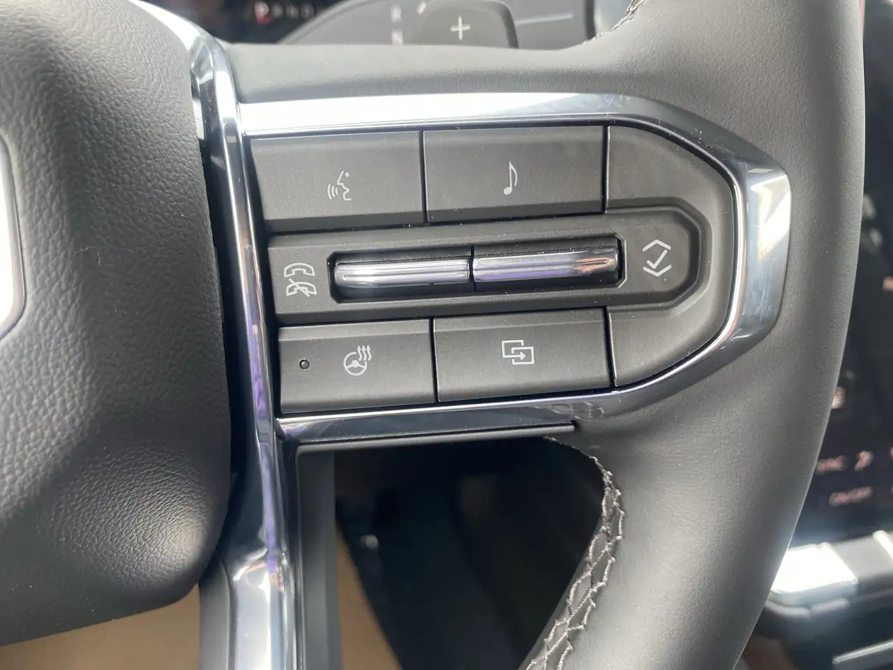 GMC Yukon снимка GMC Yukon