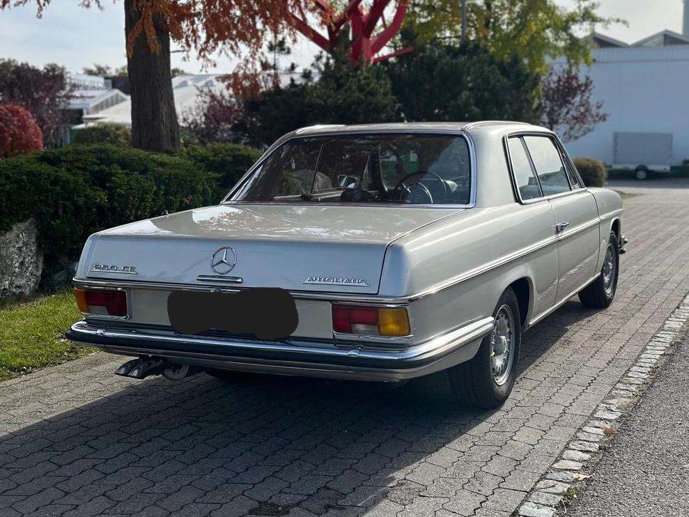 Second hand Mercedes Benz 250 