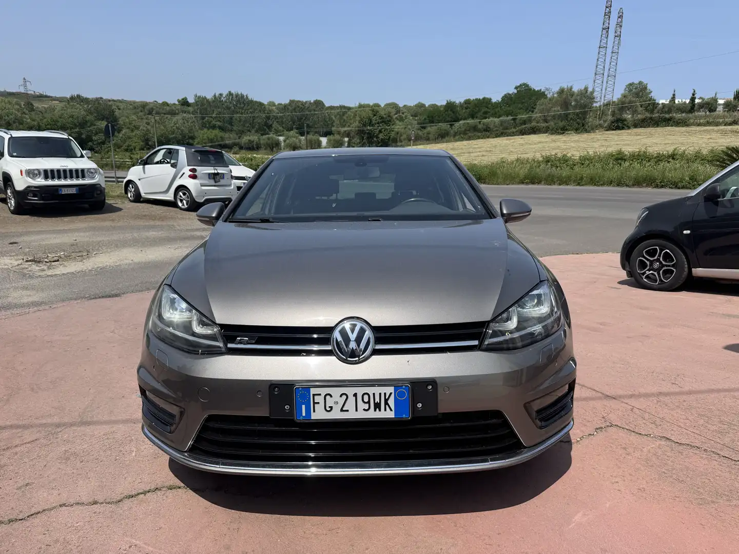 Volkswagen Golf 5p 2.0 tdi Executive 150cv R line - 1