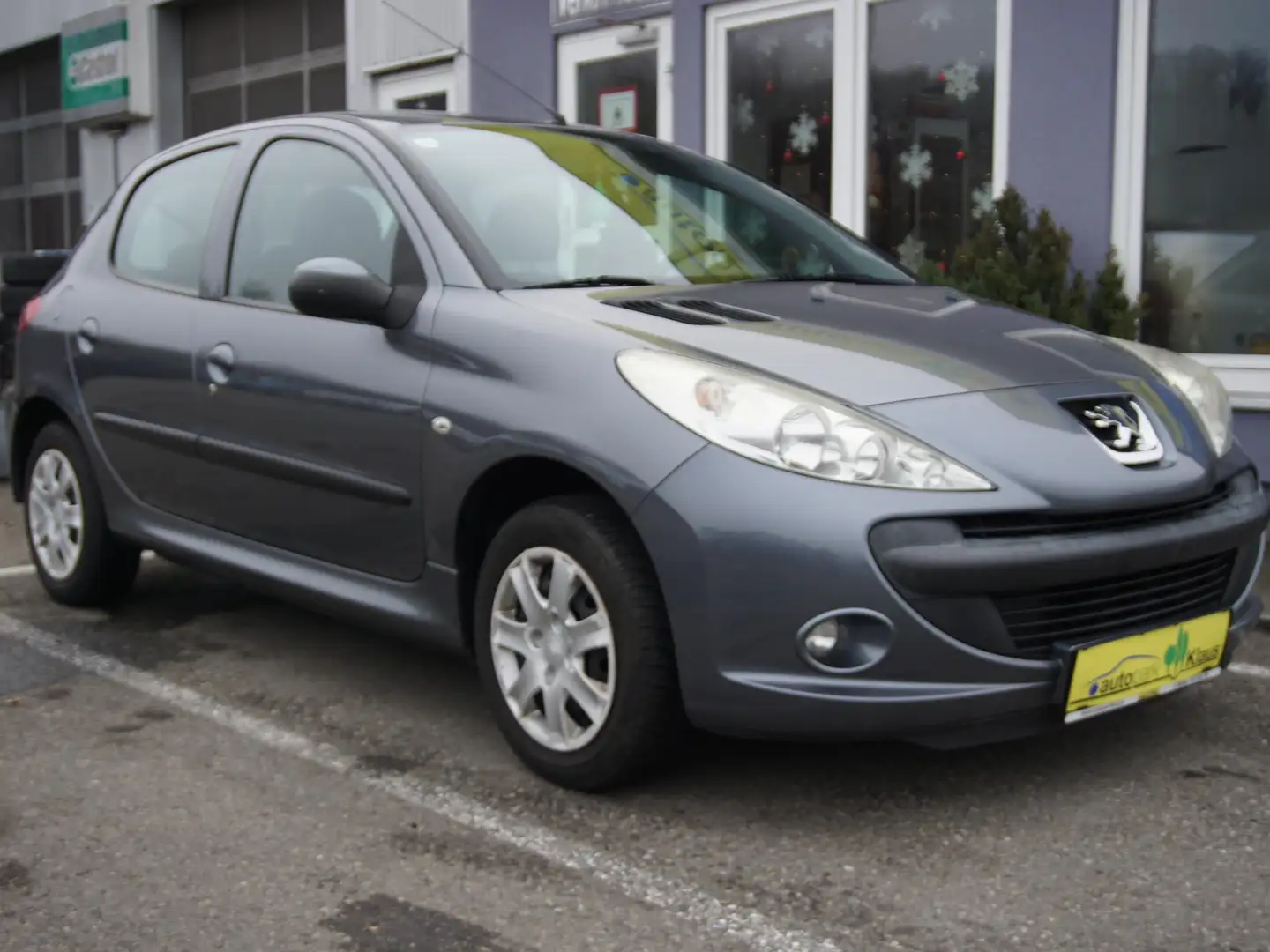 Peugeot 206 Basis Grau - 1
