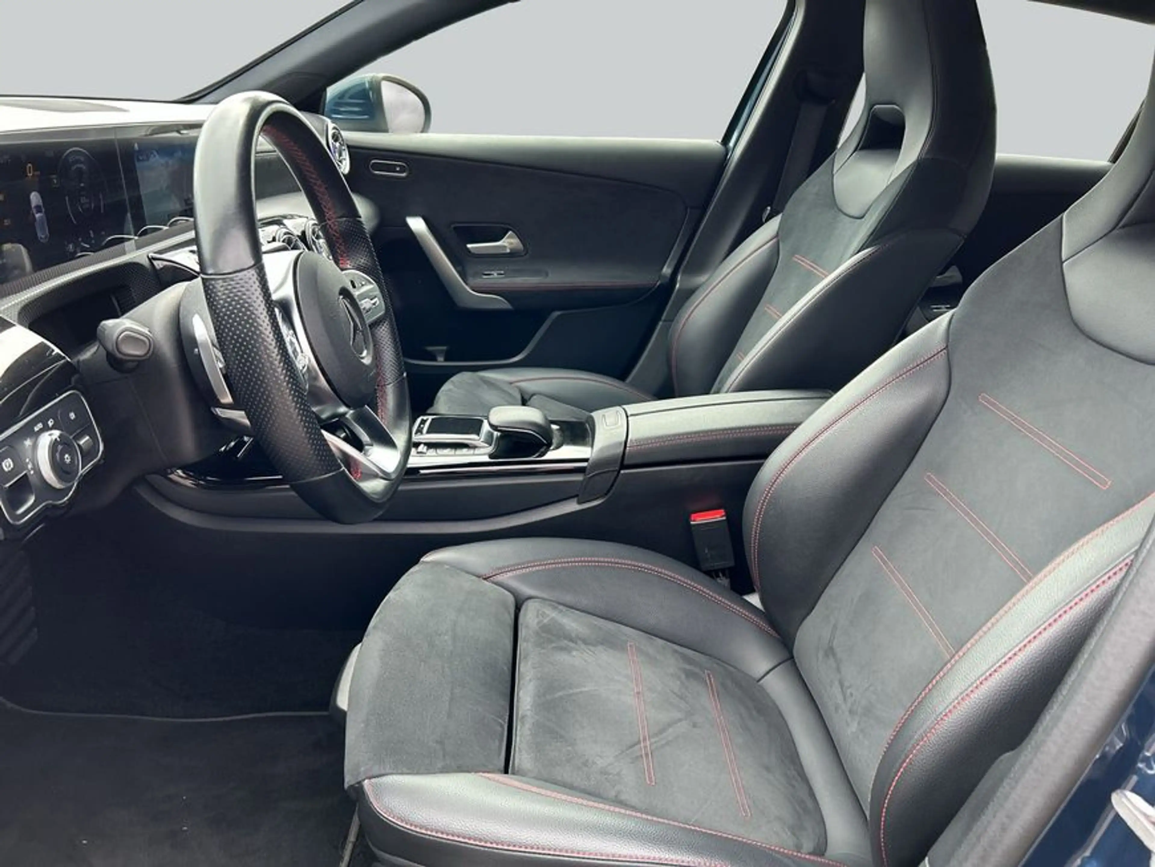 Mercedes-Benz A 200 A-Klasse — photo 10