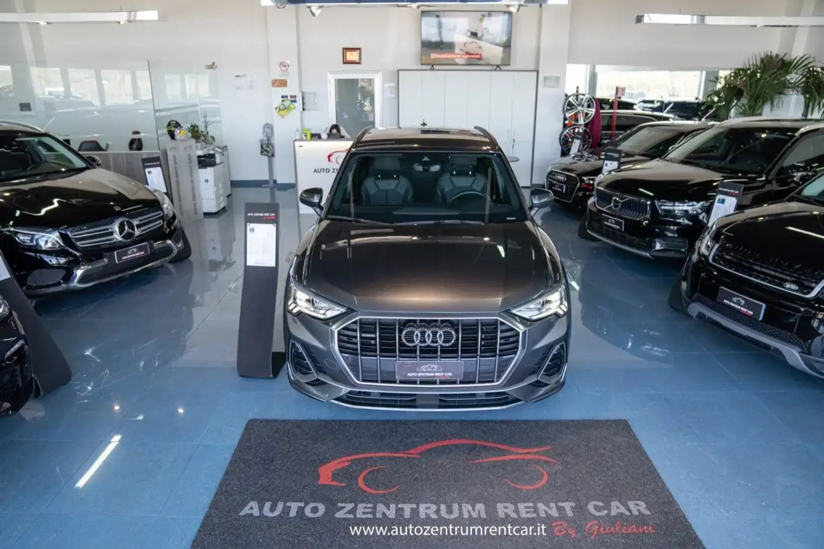 Audi Q3 40 2.0 tdi S line edition quattro 190cv s-tronic Gris - 1
