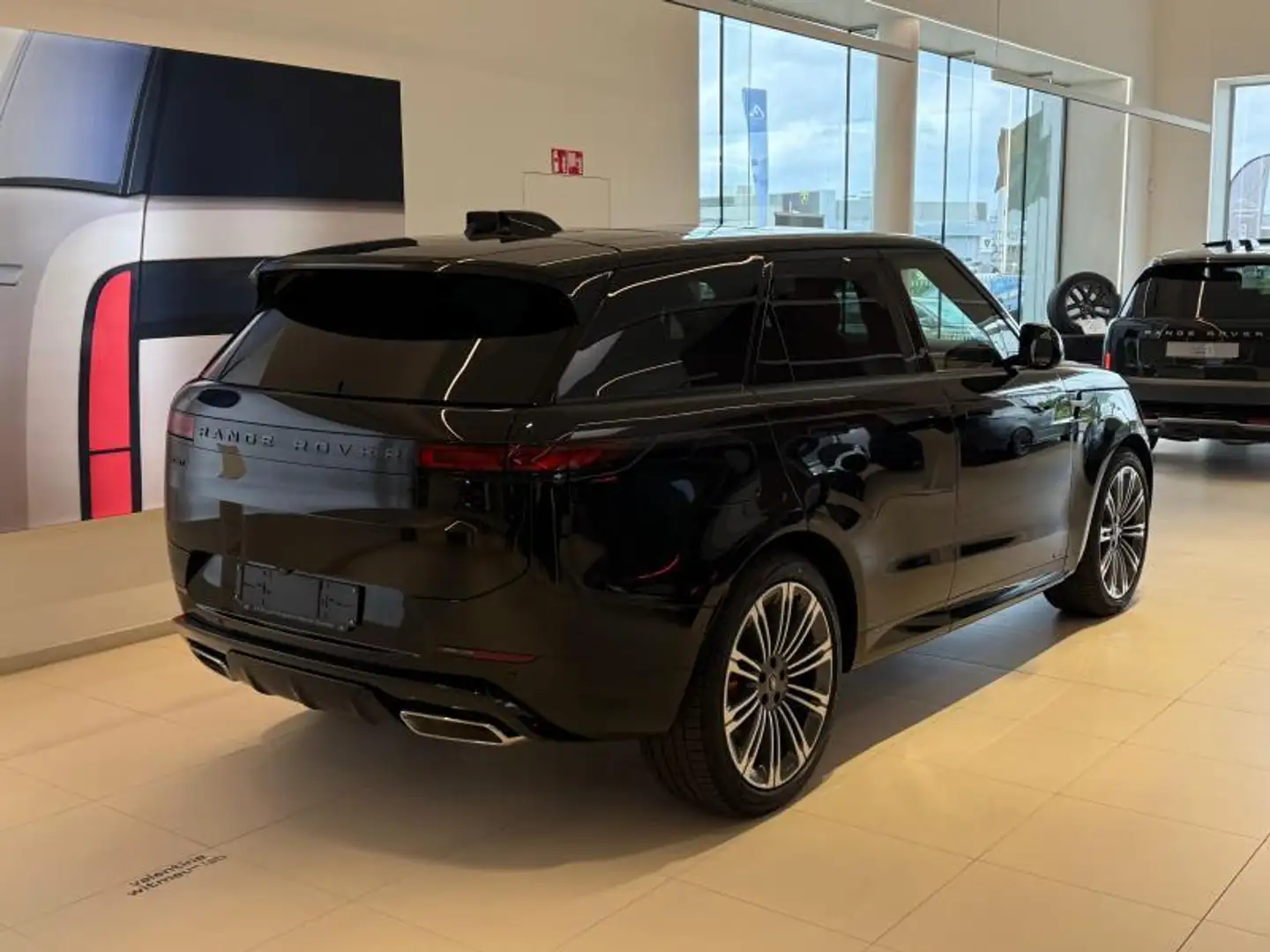 Land Rover Range Rover Sport P550e Autobiography Czarny - 2