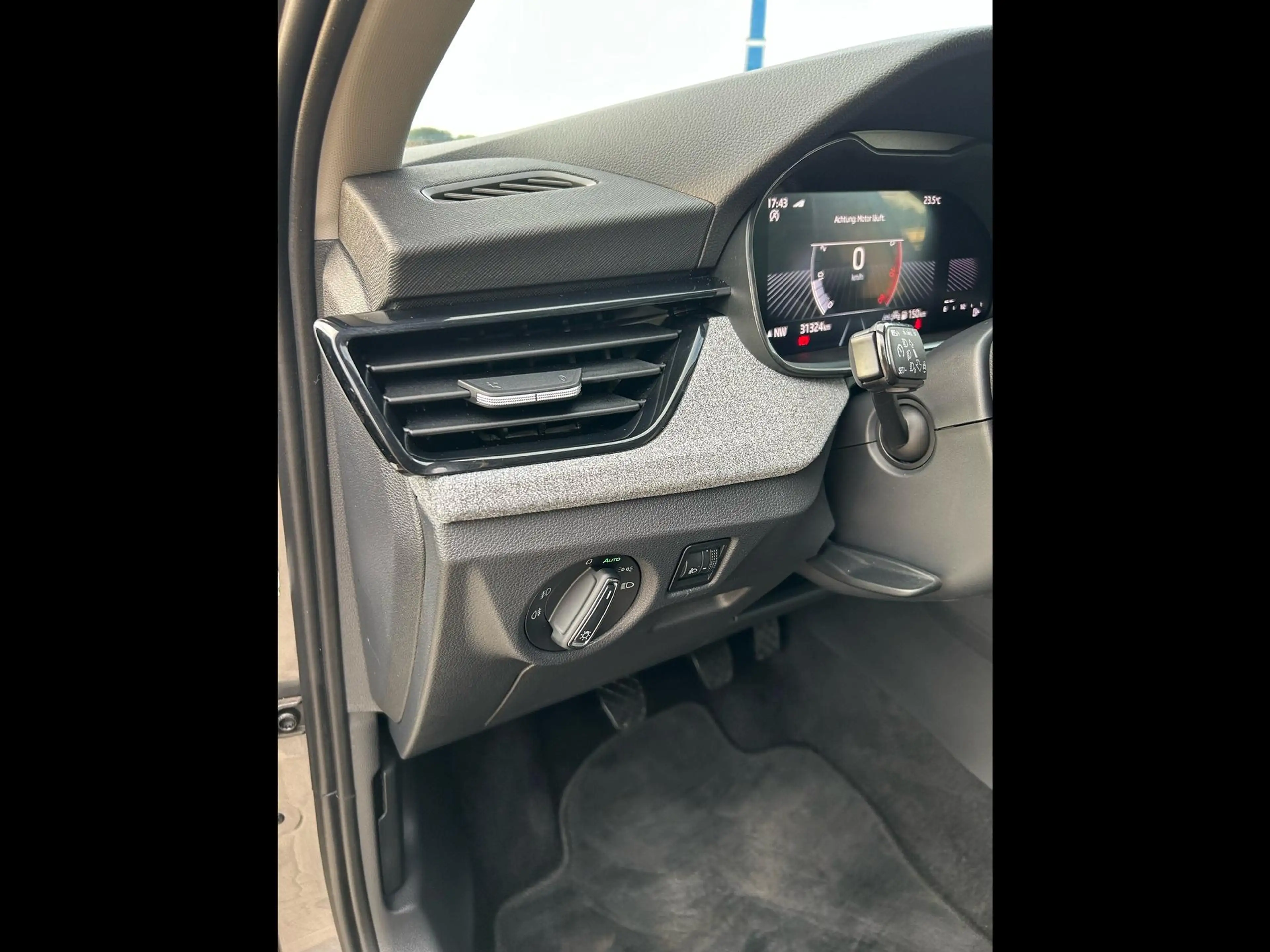 Skoda Kamiq Selection 1.0 TSI / Rückfahrkamera — photo 5