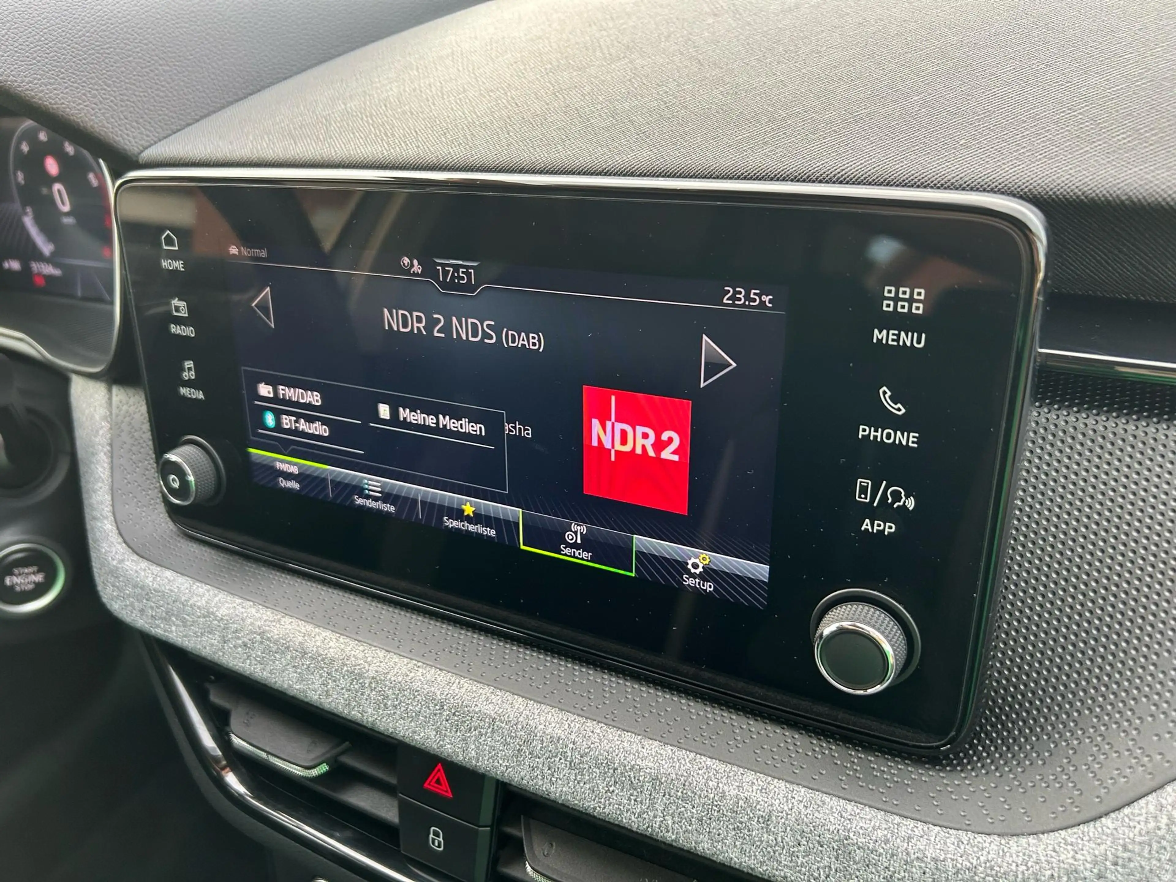 Skoda Kamiq Selection 1.0 TSI / Rückfahrkamera — photo 14