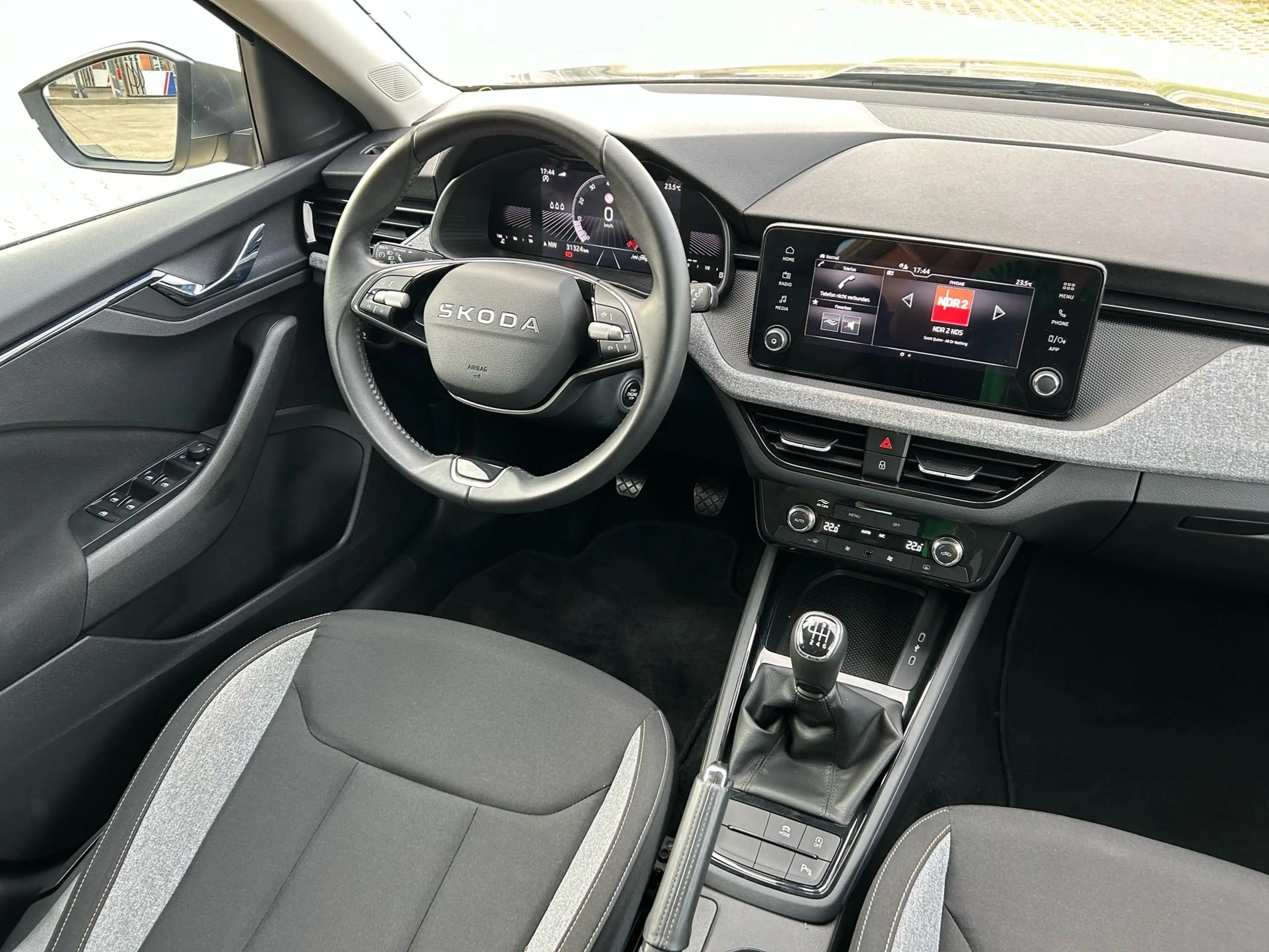 Skoda Kamiq Selection 1.0 TSI / Rückfahrkamera — photo 7