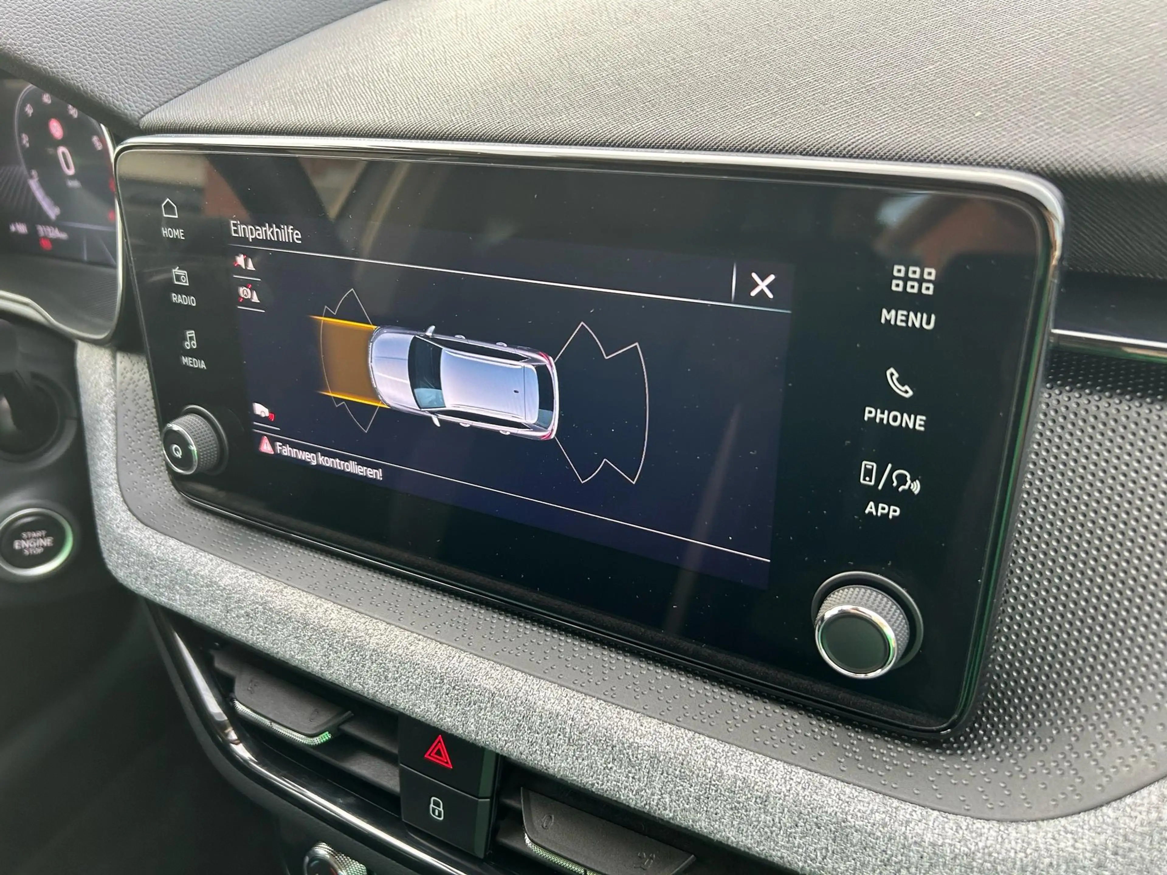 Skoda Kamiq Selection 1.0 TSI / Rückfahrkamera — photo 10