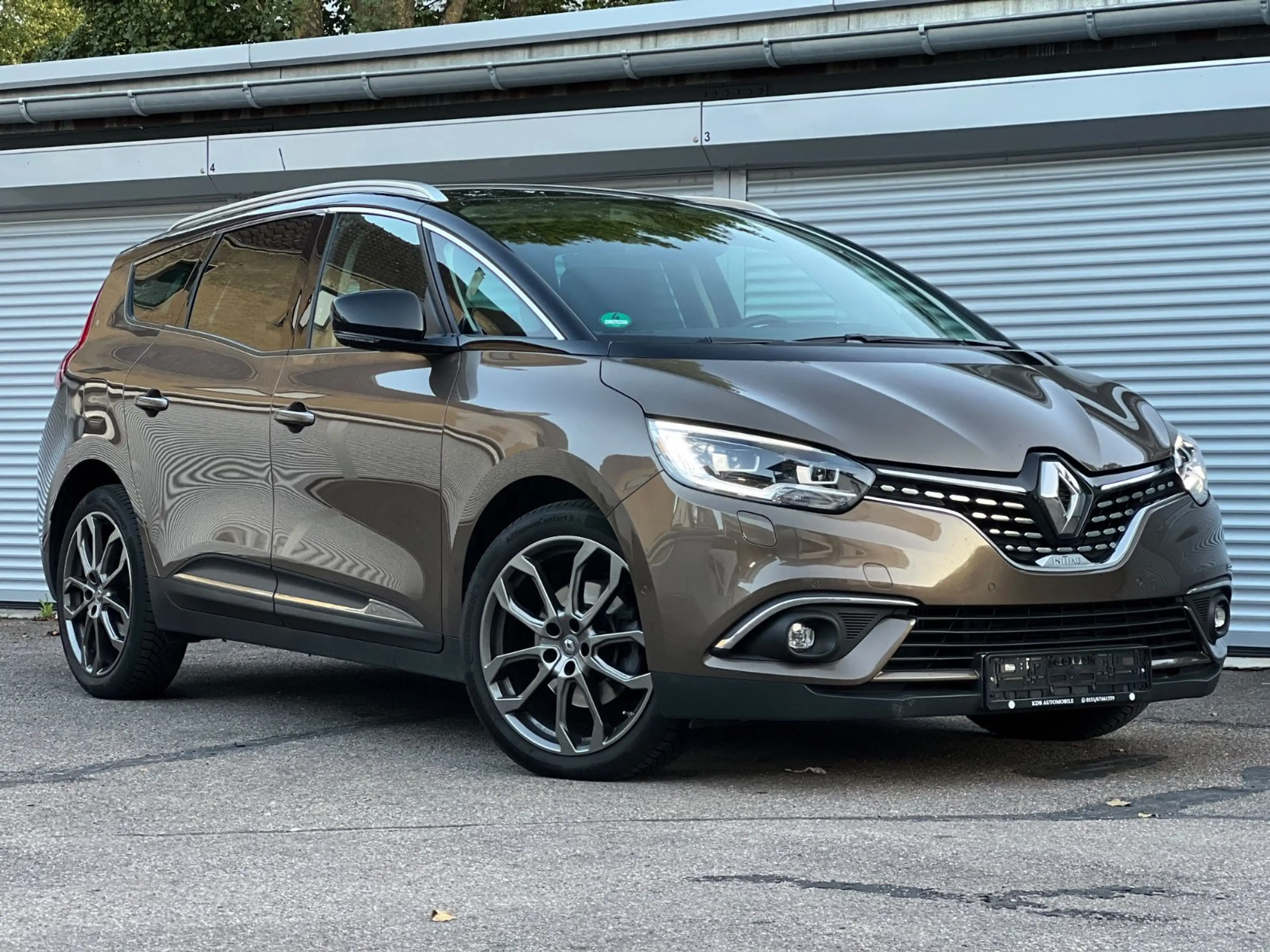 Renault Grand Scenic 160 EDC Initiale Paris AutomatikACC — photo 2