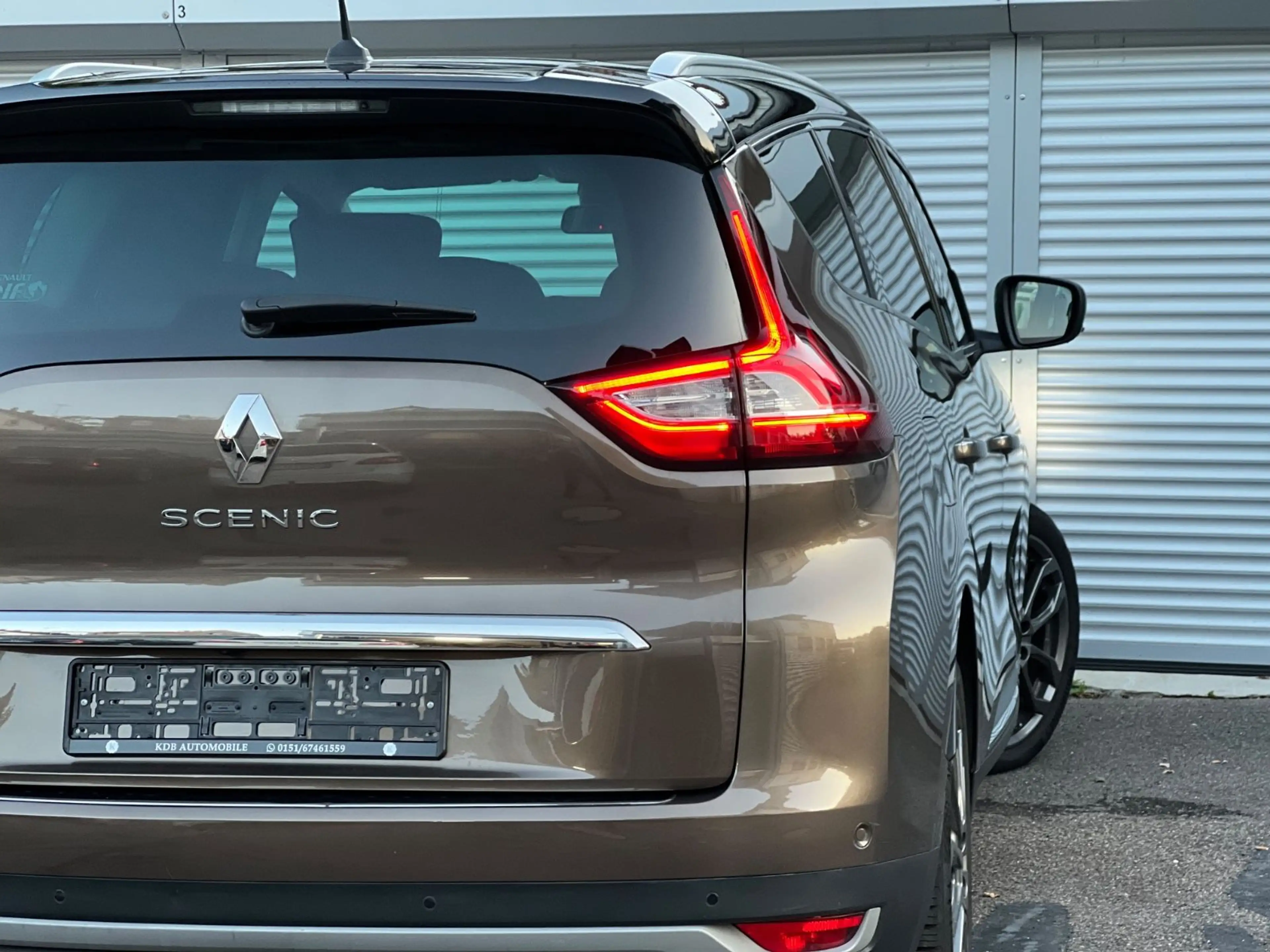 Renault Grand Scenic 160 EDC Initiale Paris AutomatikACC — photo 11