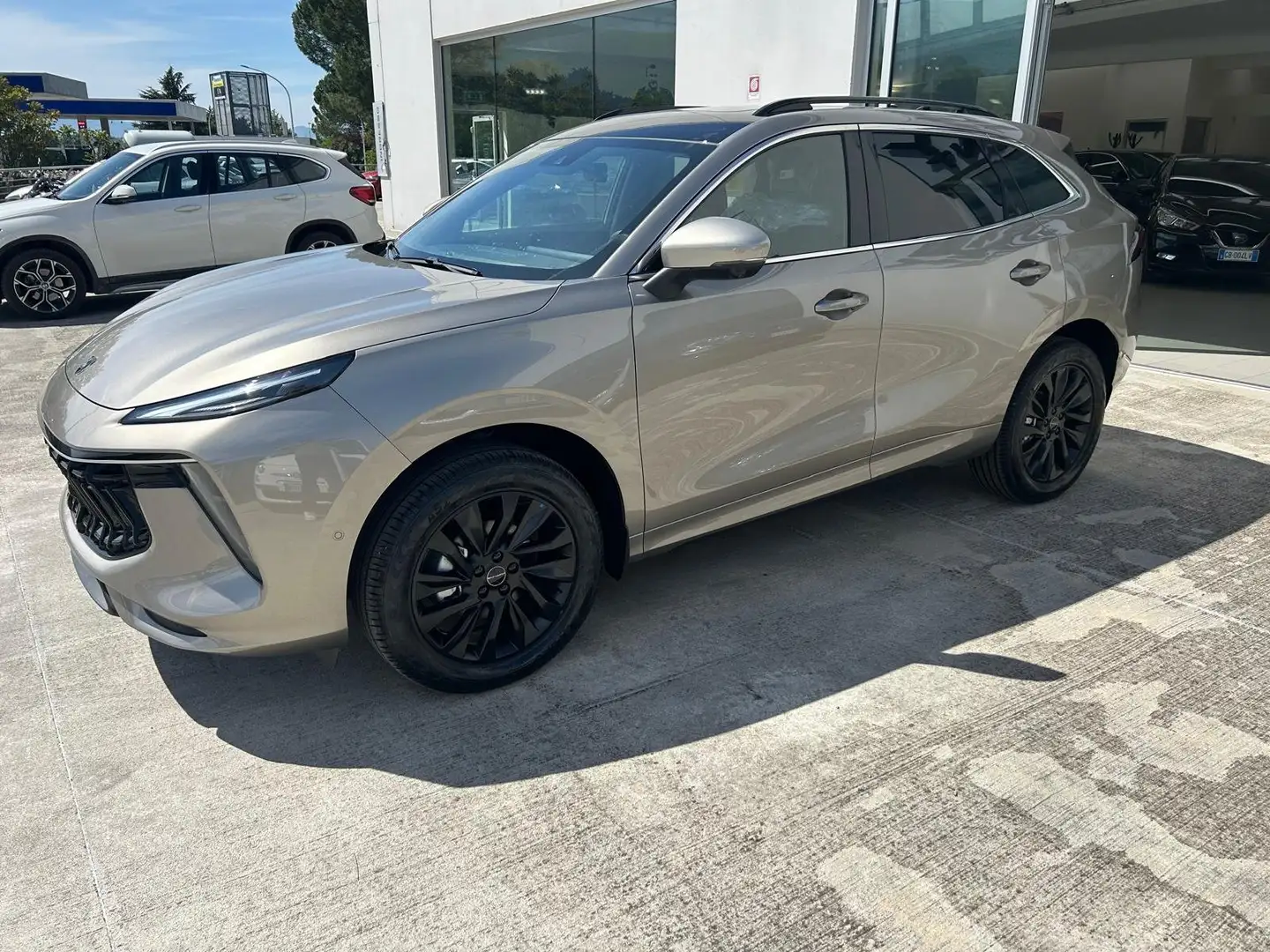 Forthing T5 Evo Friday 1.5 auto Gris - 2