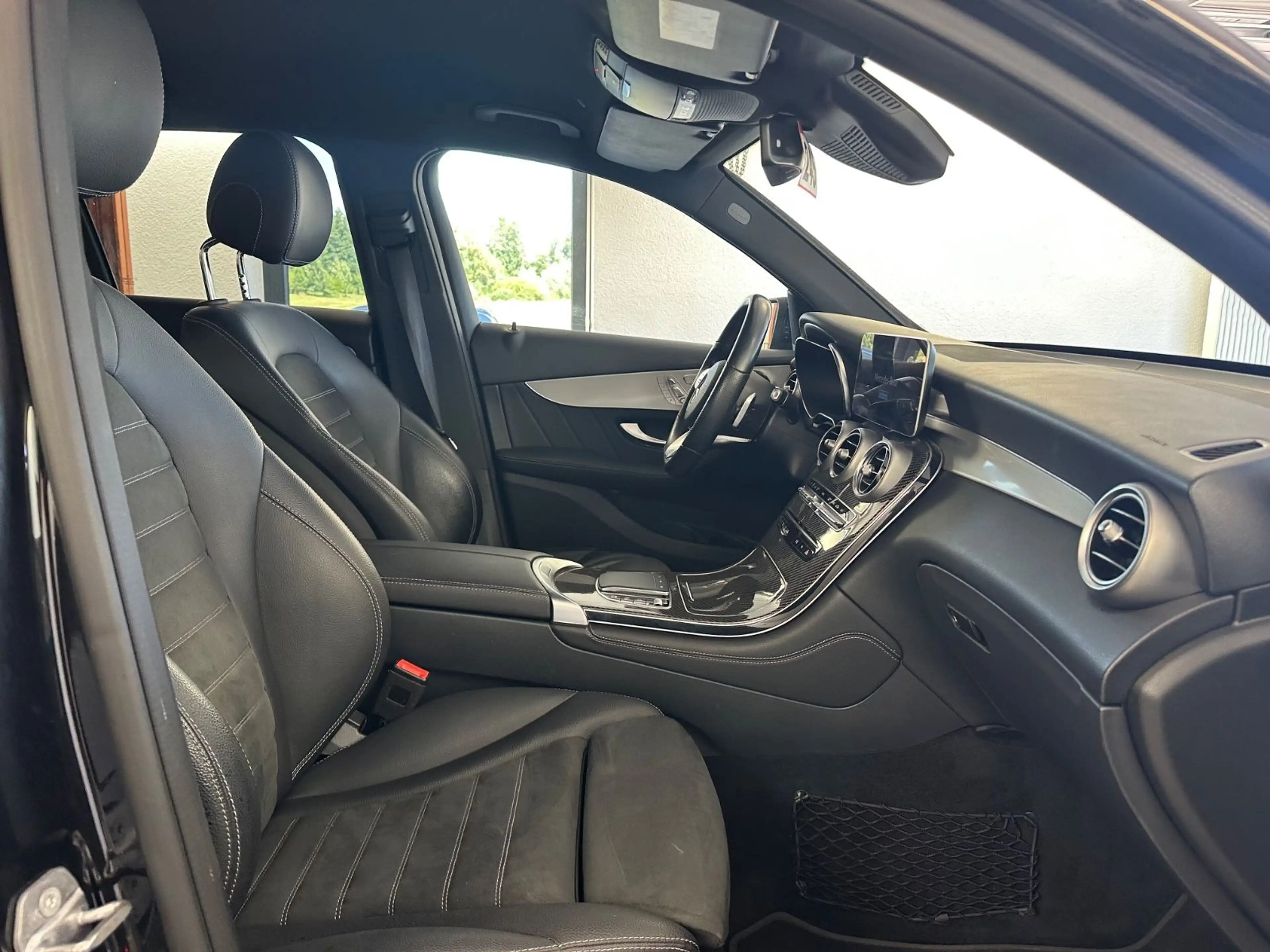Mercedes-Benz GLC 400 d 4Matic AMG* — photo 10