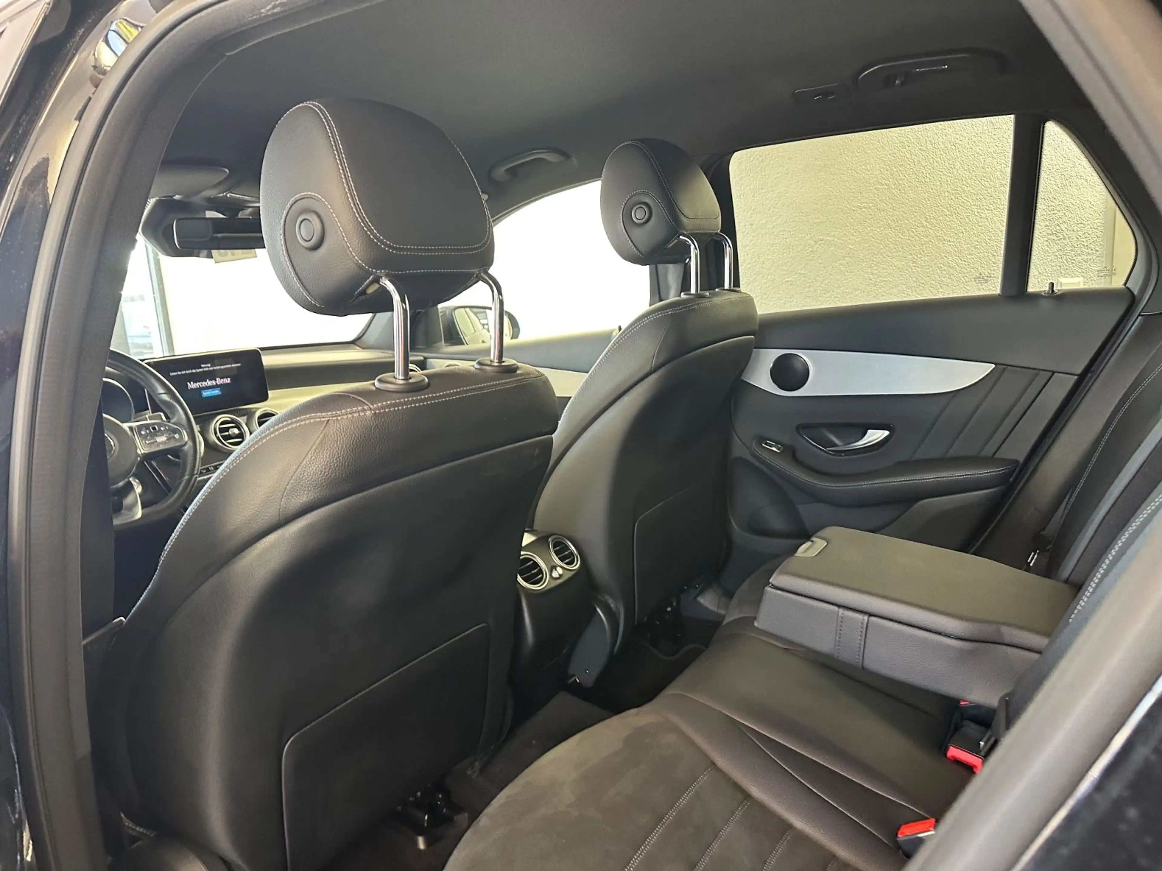 Mercedes-Benz GLC 400 d 4Matic AMG* — photo 14