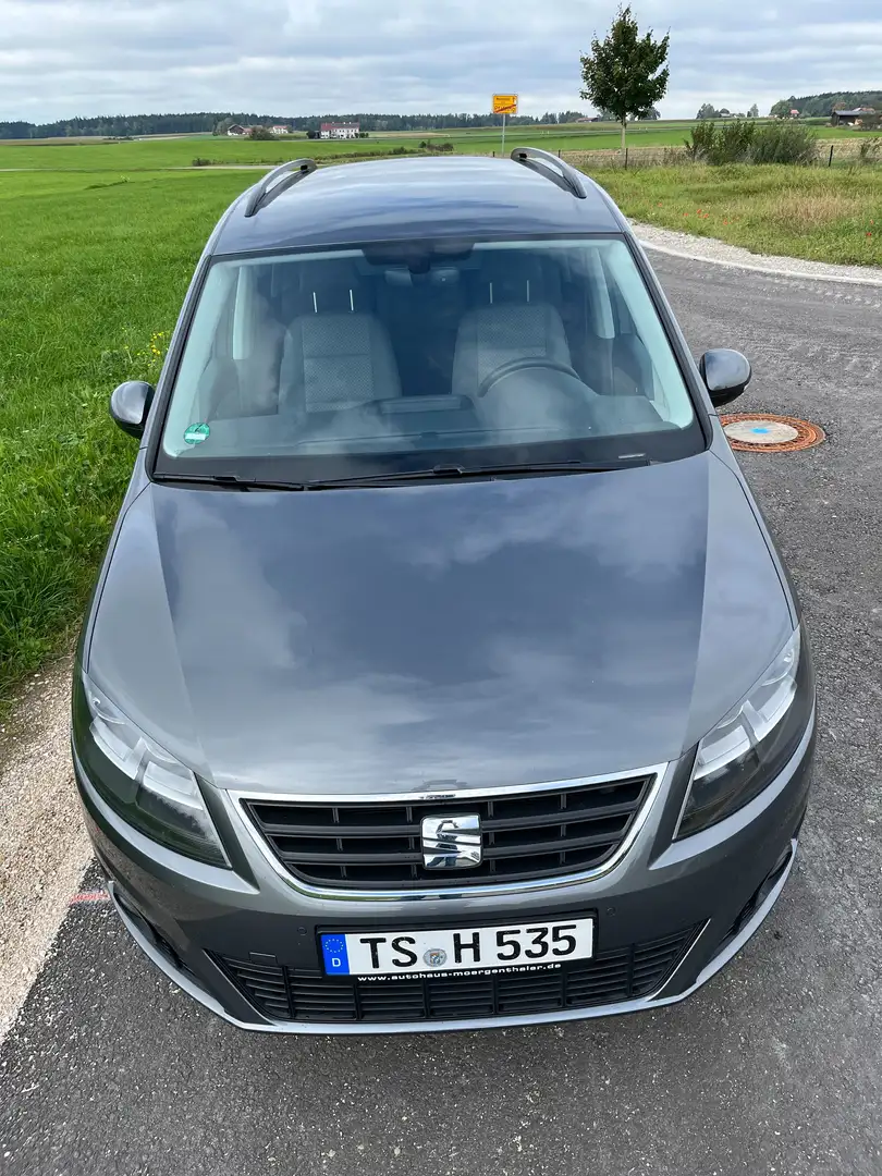 SEAT Alhambra Alhambra Diesel 2.0 TDI Ecomotive Reference Grau - 2