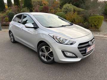 i30 1.4i 1 er prop carnet Gps