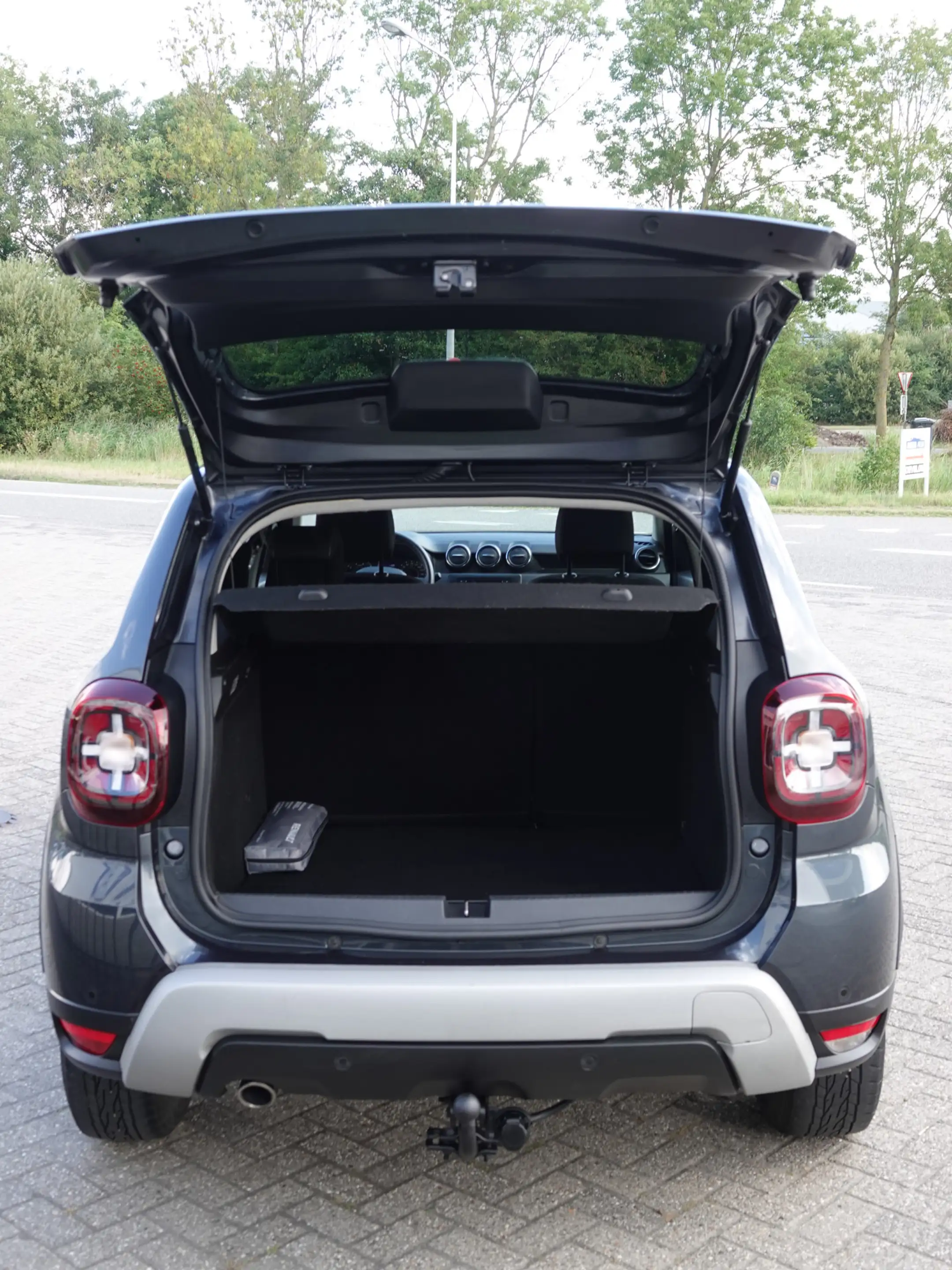 Dacia Duster 1.2 TCe Comfort TREKH. | CRUISE | LMV | BULLBAR — photo 8