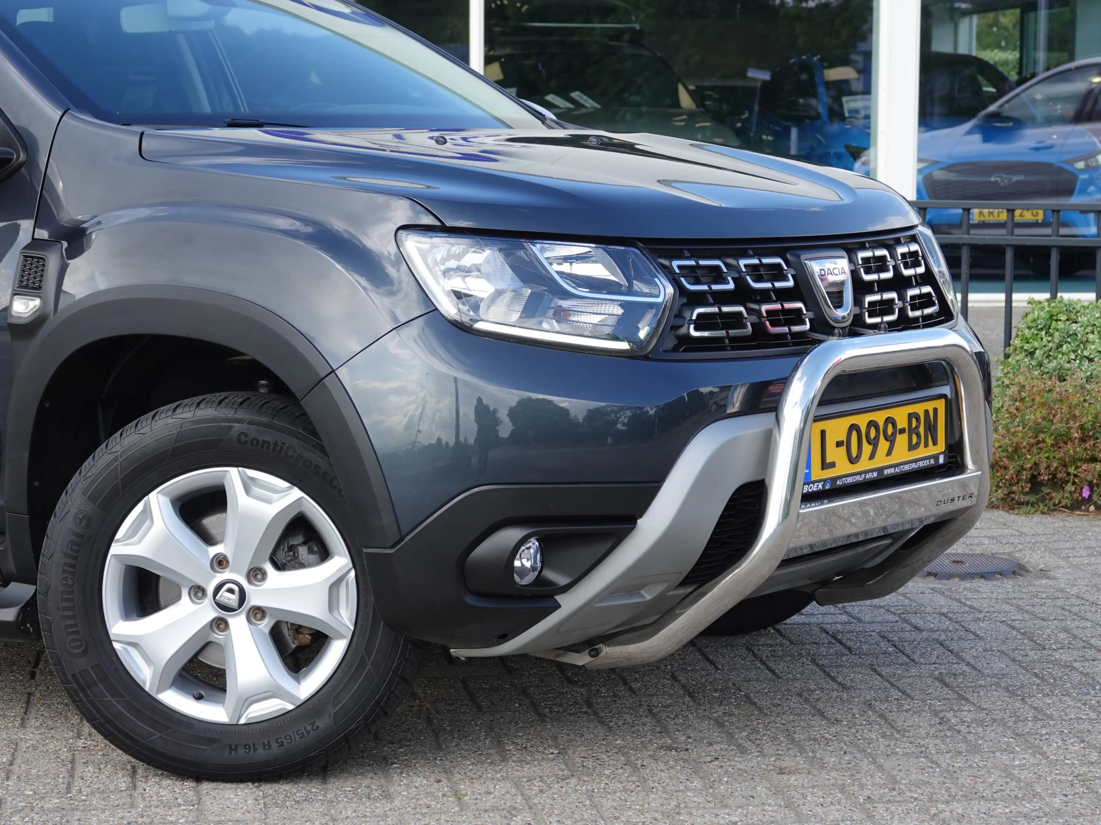 Dacia Duster 1.2 TCe Comfort TREKH. | CRUISE | LMV | BULLBAR — photo 10