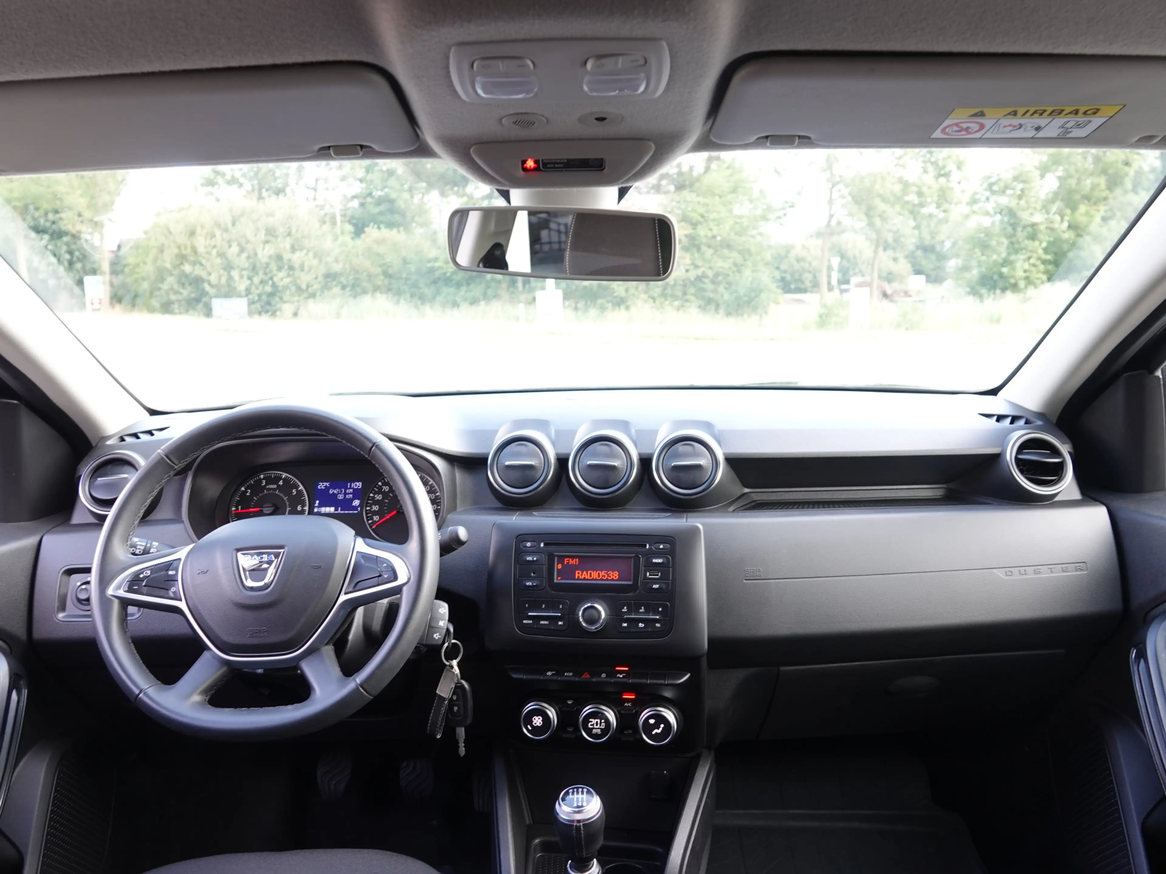 Dacia Duster 1.2 TCe Comfort TREKH. | CRUISE | LMV | BULLBAR — photo 14