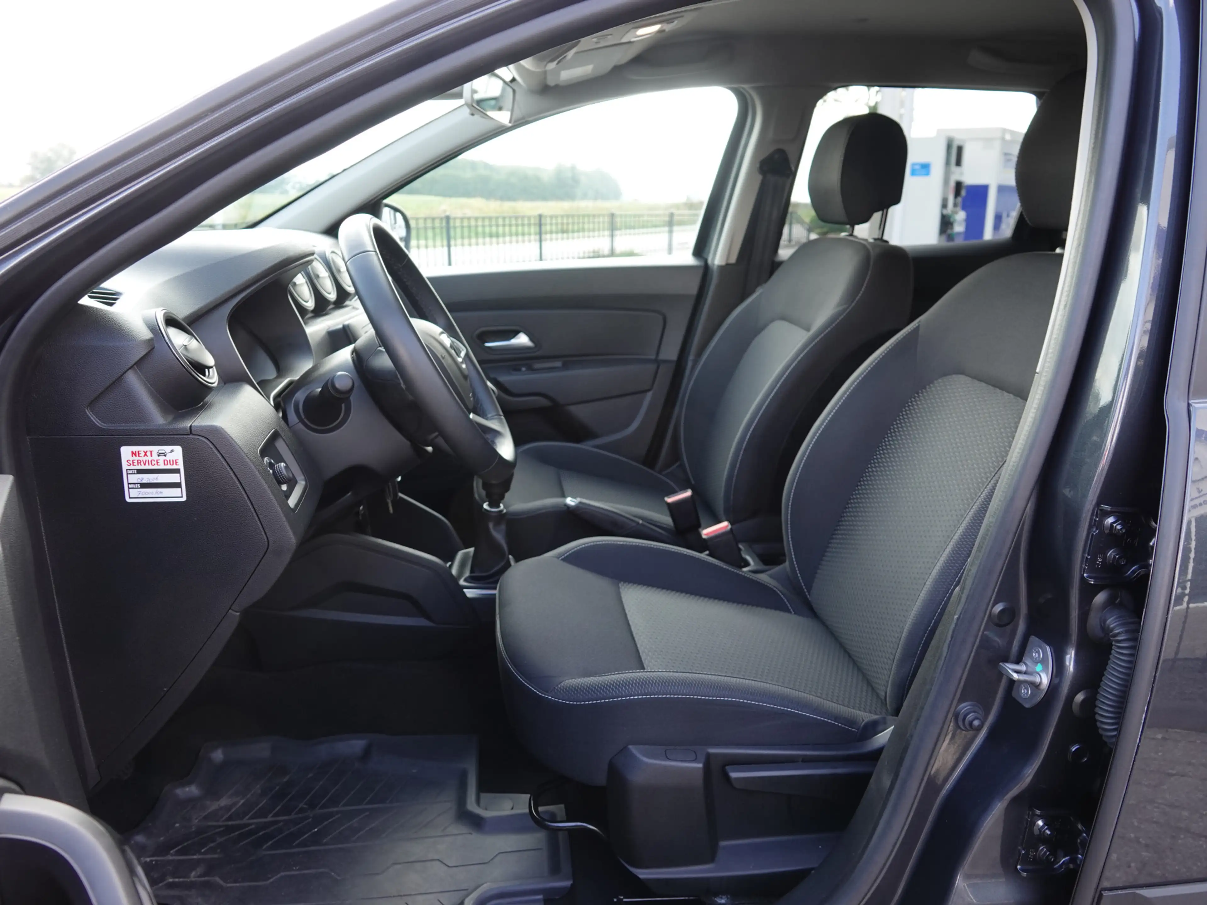 Dacia Duster 1.2 TCe Comfort TREKH. | CRUISE | LMV | BULLBAR — photo 5