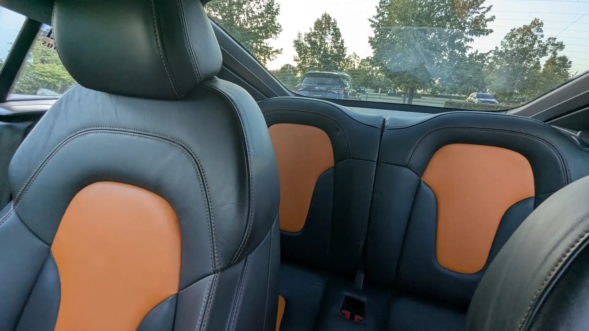 Audi TTS 2.0 TFSI  TTS Coupe quattro Schwarz - 2