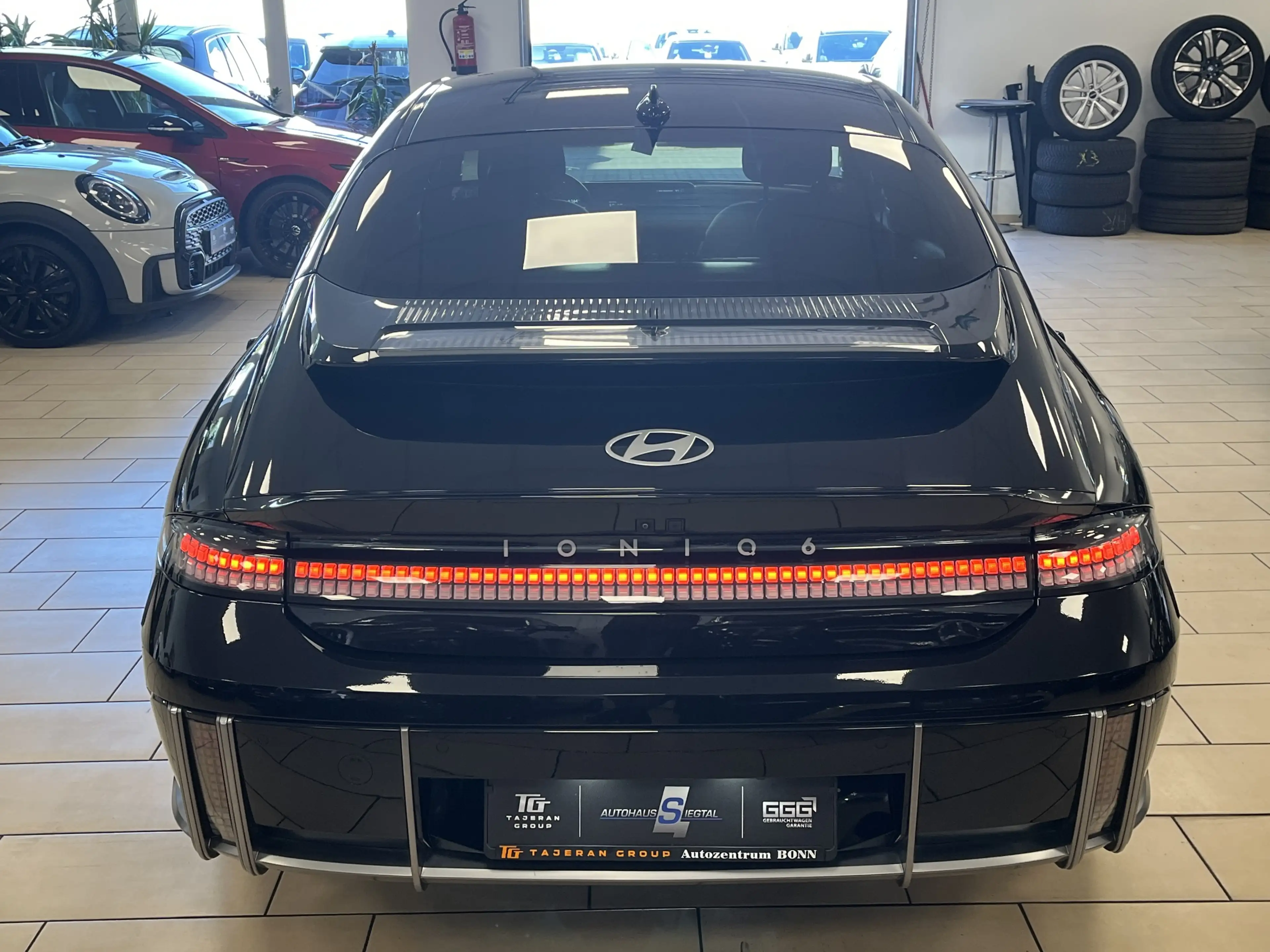 Hyundai IONIQ 6 Uniq Leder 360Cam BOSE Head-Up ACC V2L — photo 5