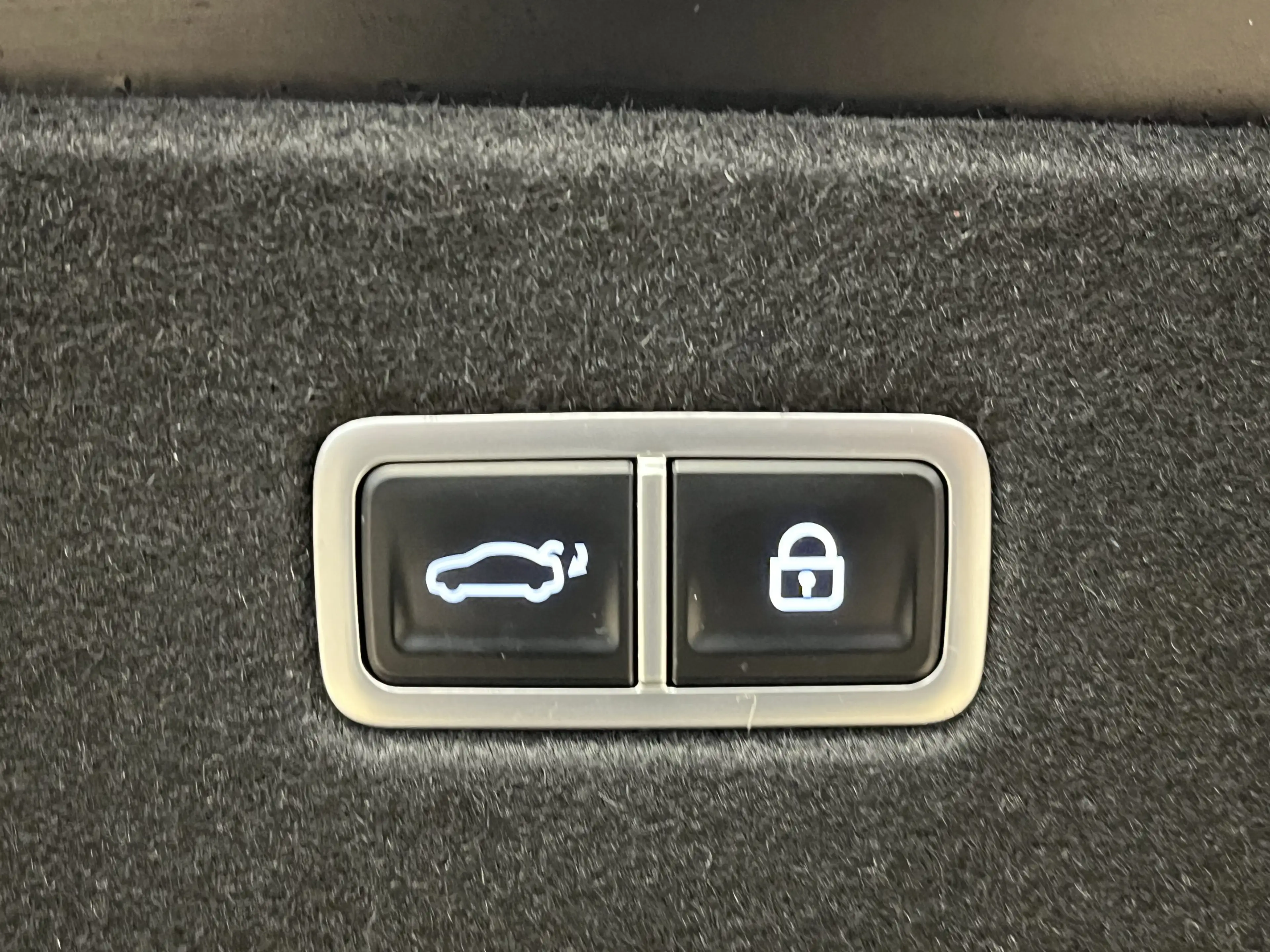 Hyundai IONIQ 6 Uniq Leder 360Cam BOSE Head-Up ACC V2L — photo 9