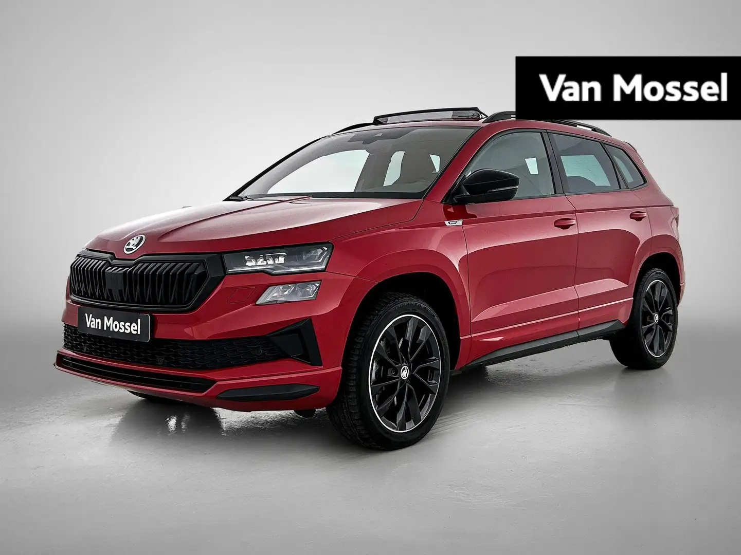 Skoda Karoq 1.5 TSI ACT Sportline Business | PANORAMADAK | ADA Rood - 1