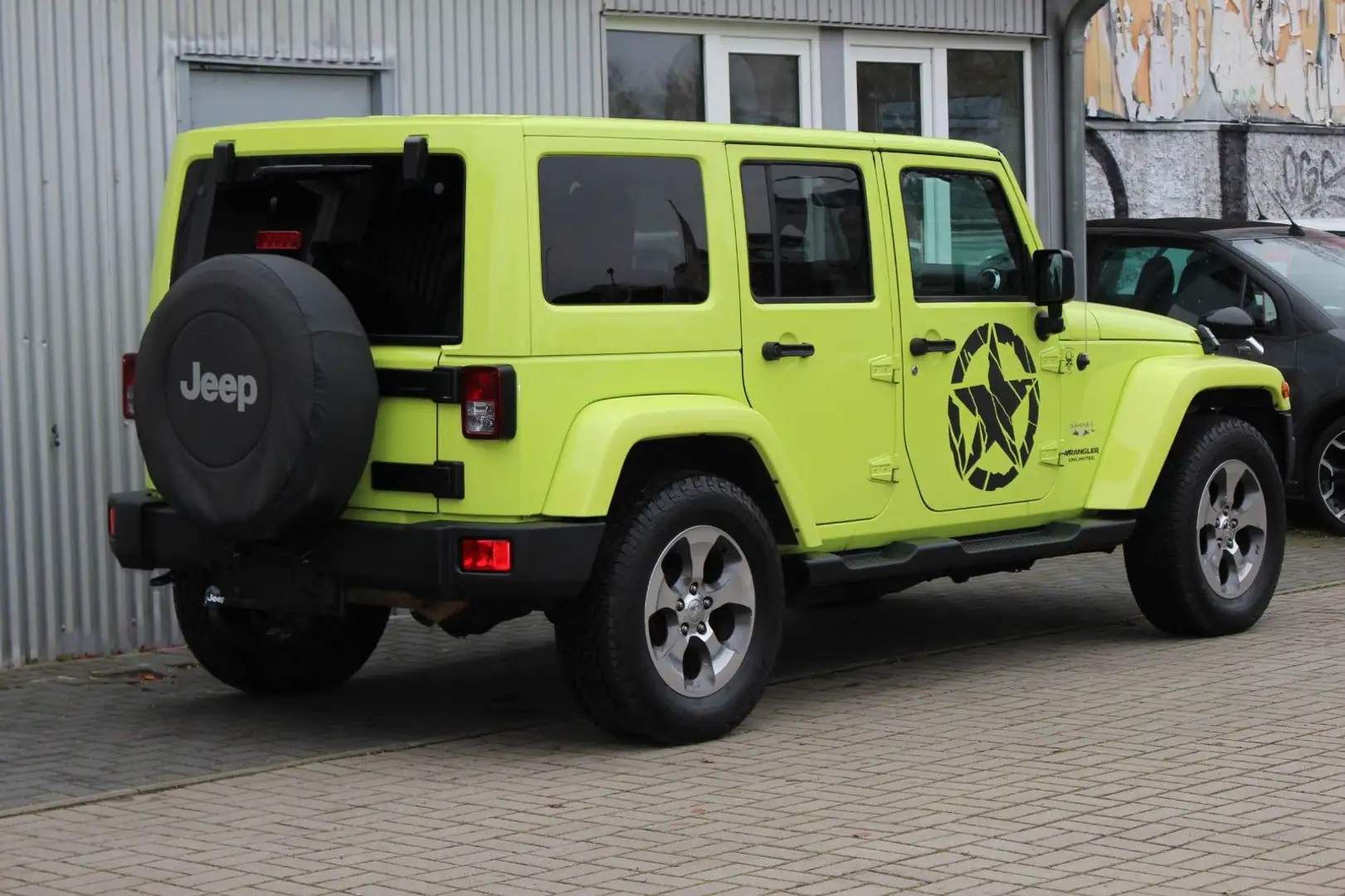 Jeep Wrangler Unlimited Sahara+Navi+Leder+2.Hand Grün - 2