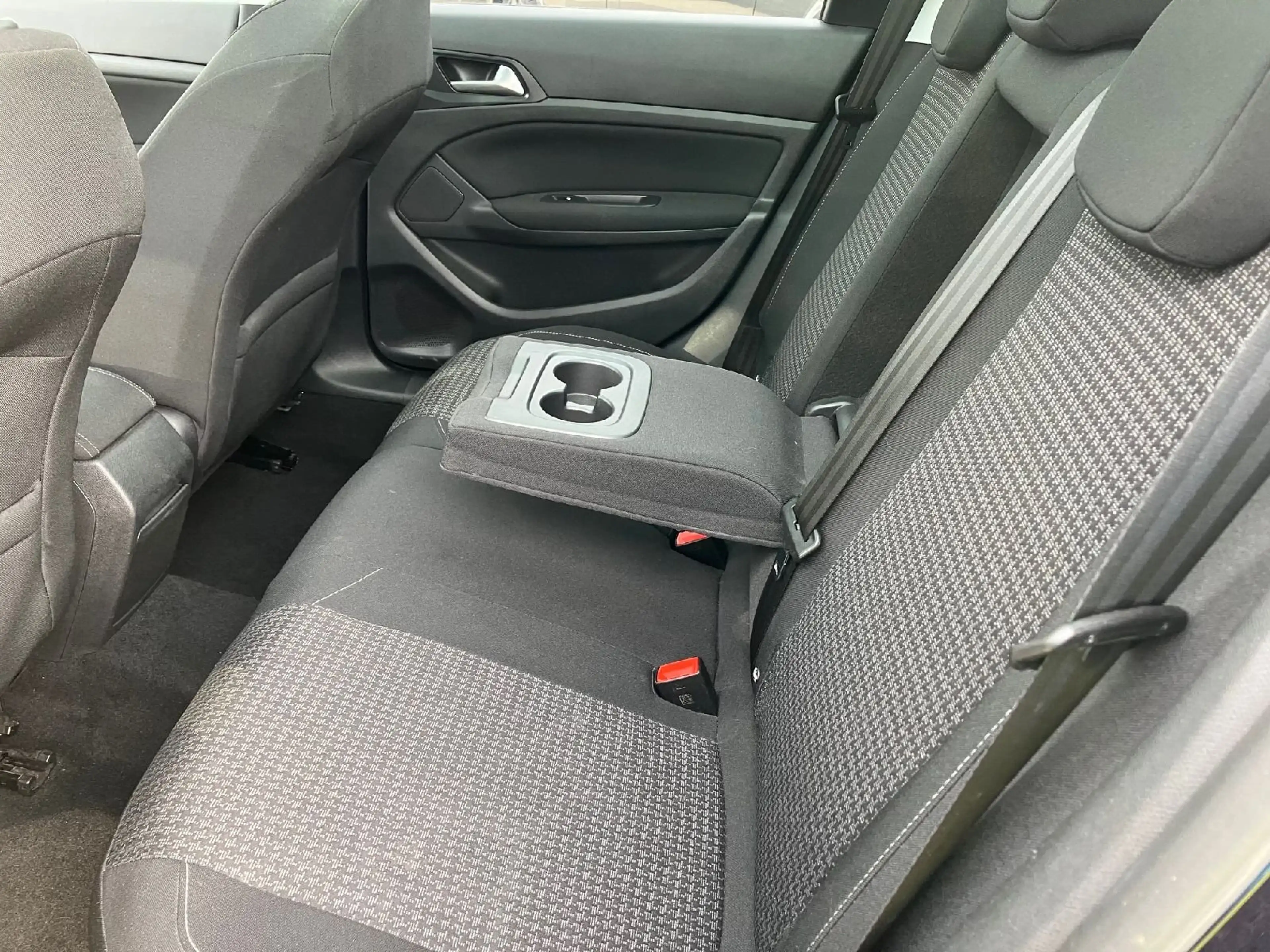 Peugeot 308 Style, Navi, Kamera, Panoramadach, Sitzheizung — photo 9