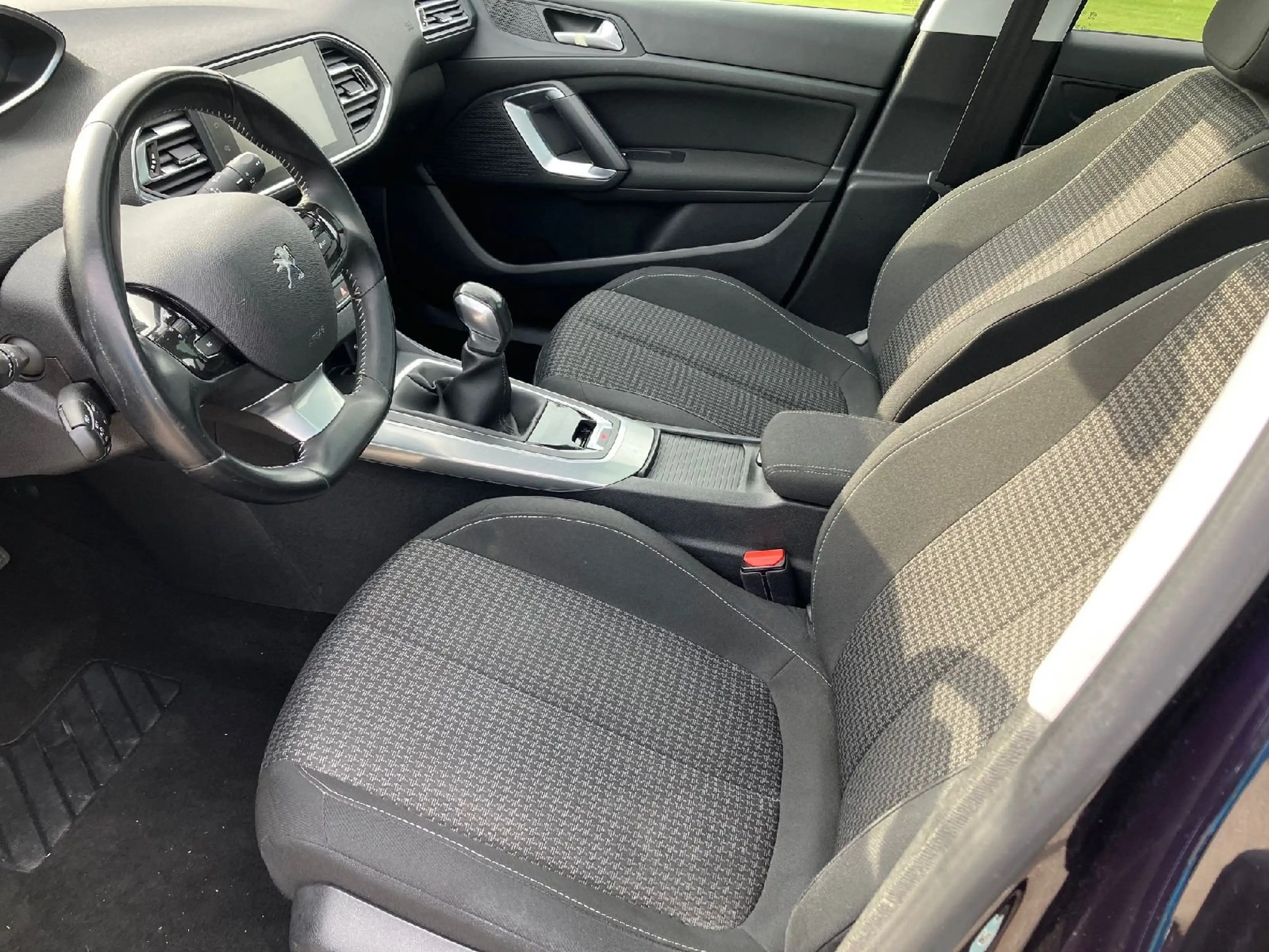 Peugeot 308 Style, Navi, Kamera, Panoramadach, Sitzheizung — photo 8