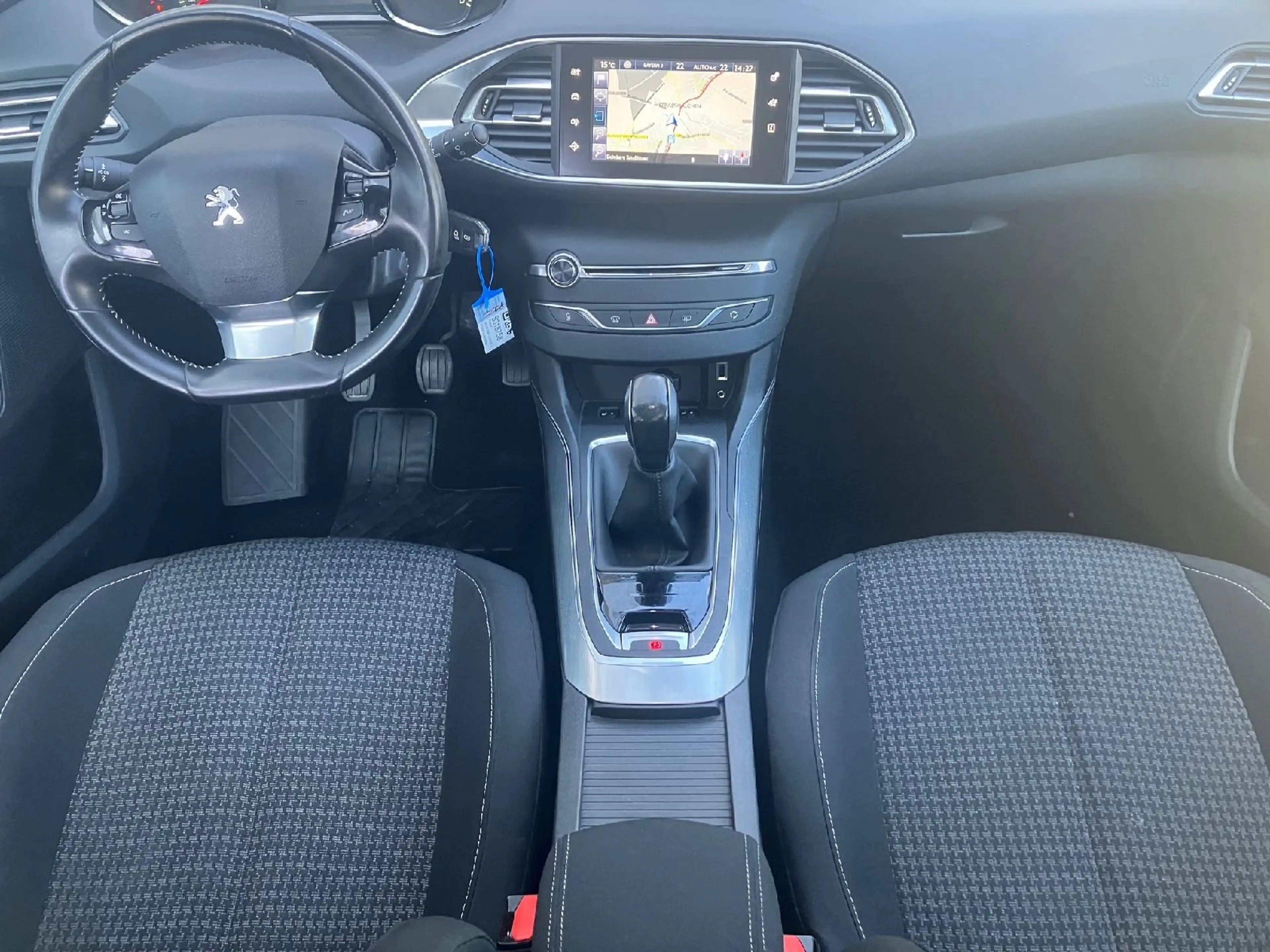 Peugeot 308 Style, Navi, Kamera, Panoramadach, Sitzheizung — photo 7