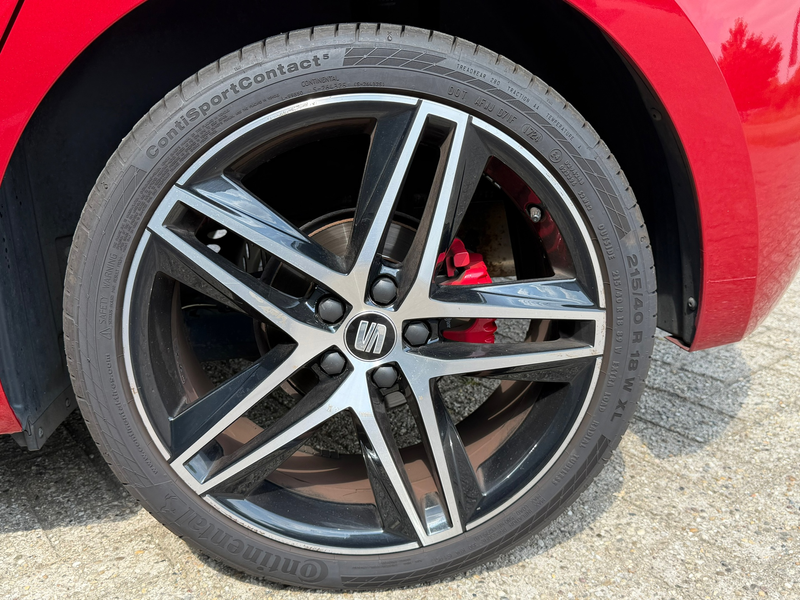 SEAT Ibiza 1.0 TSI FR Pano LED Virtual Camera Beats Carplay — photo 28