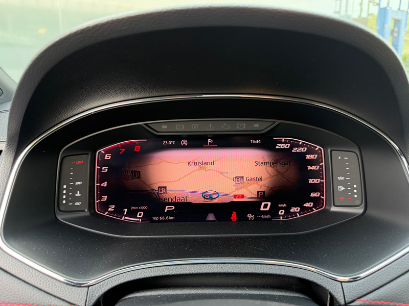 SEAT Ibiza 1.0 TSI FR Pano LED Virtual Camera Beats Carplay — photo 15