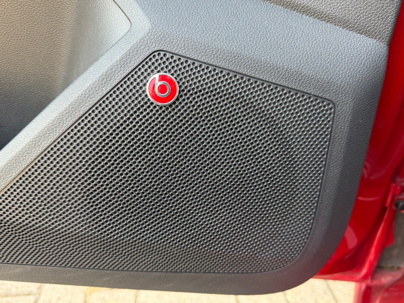 SEAT Ibiza 1.0 TSI FR Pano LED Virtual Camera Beats Carplay — photo 27