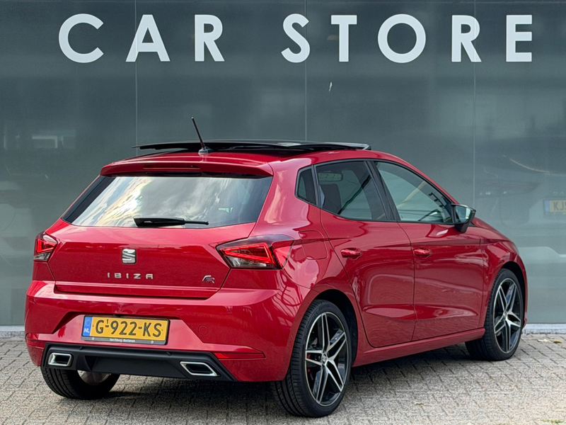 SEAT Ibiza 1.0 TSI FR Pano LED Virtual Camera Beats Carplay — photo 3