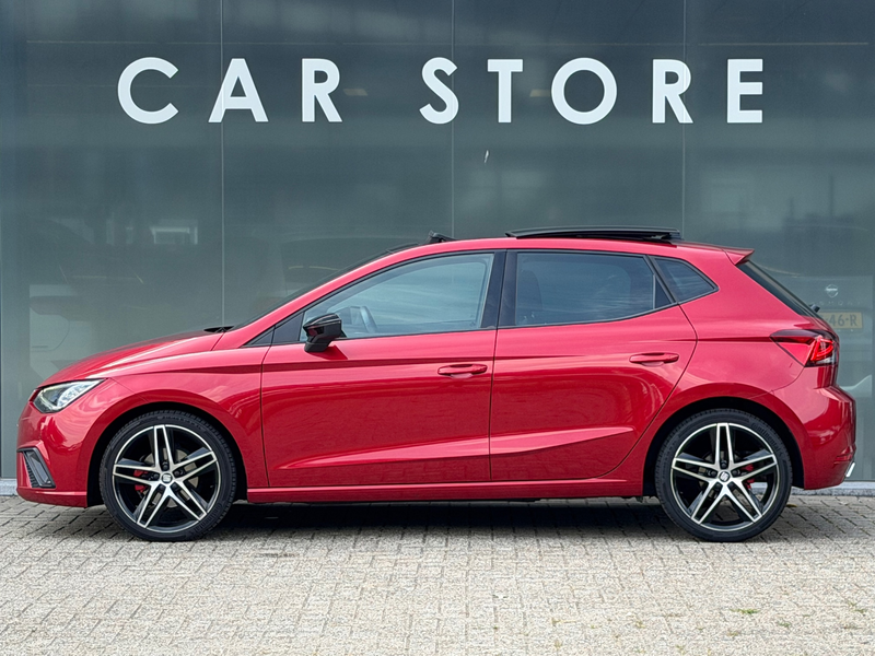 SEAT Ibiza 1.0 TSI FR Pano LED Virtual Camera Beats Carplay — photo 2